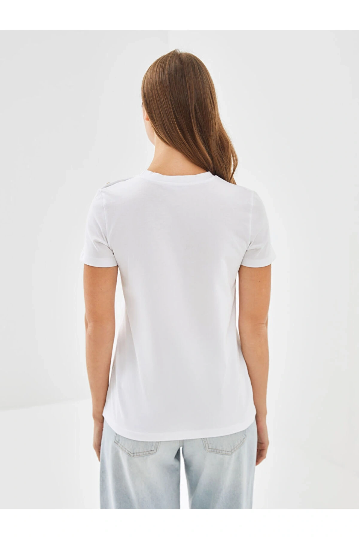 LC WAİKİKİ Bisiklet Yaka Kadın Tişört