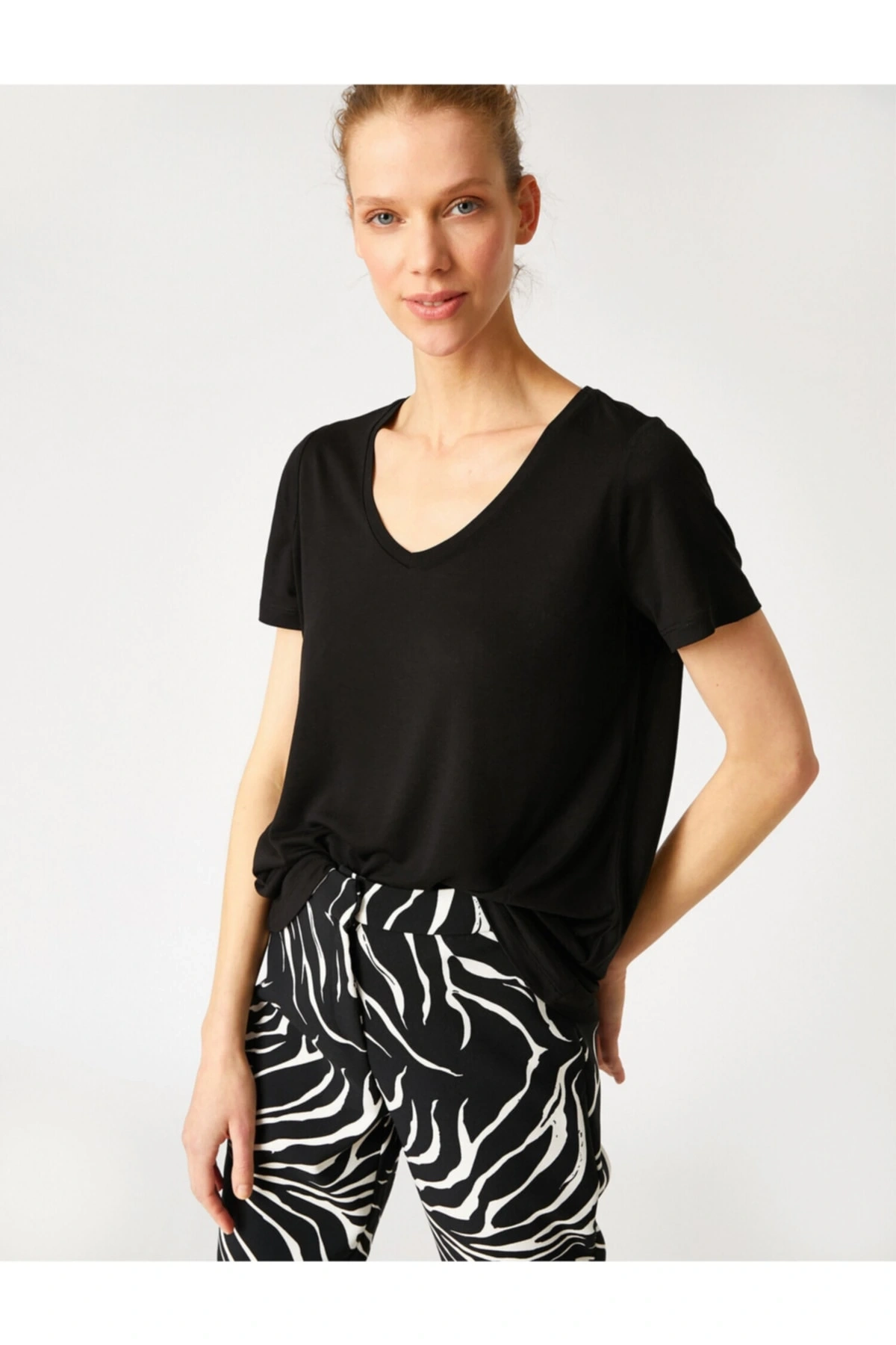 Bisiklet Yaka Kısa Kollu Basic Tişört