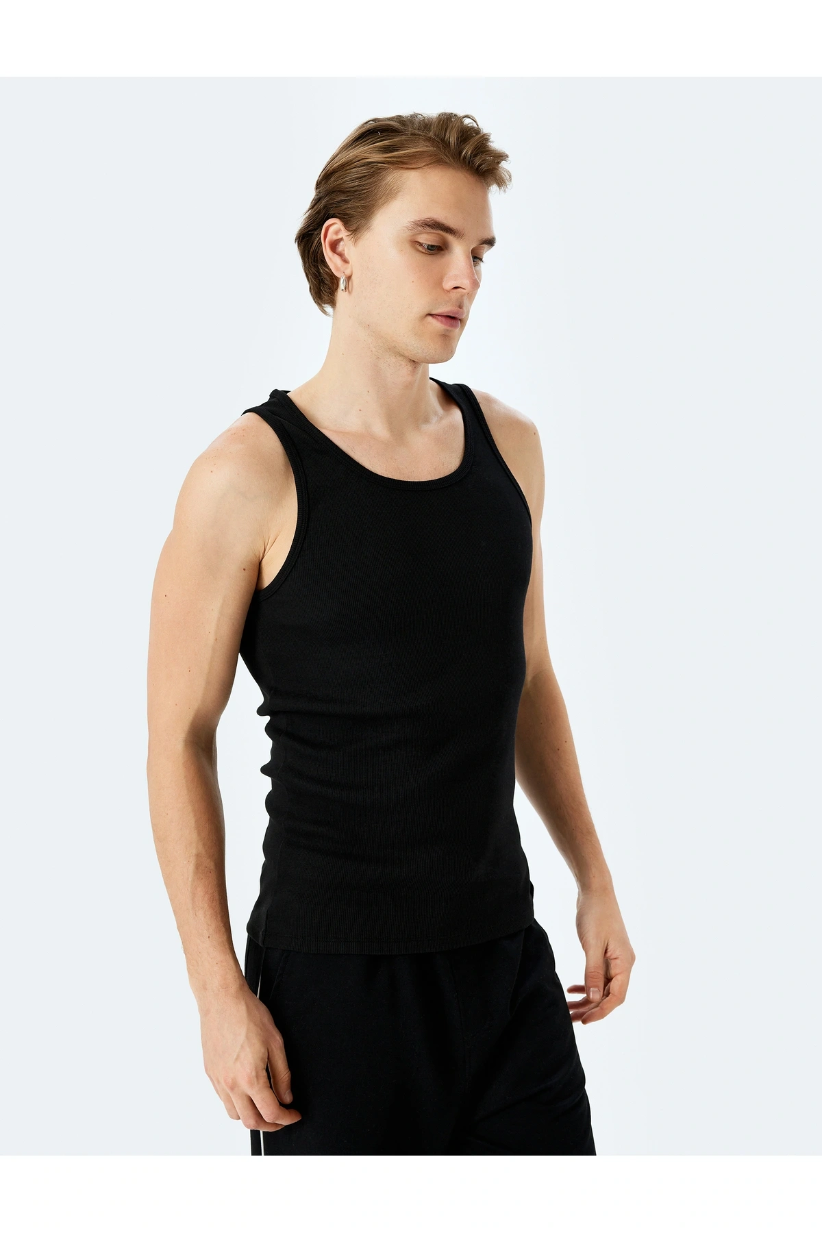 Bisiklet Yaka Slim Fit Kolsuz Fitilli Basic Atlet