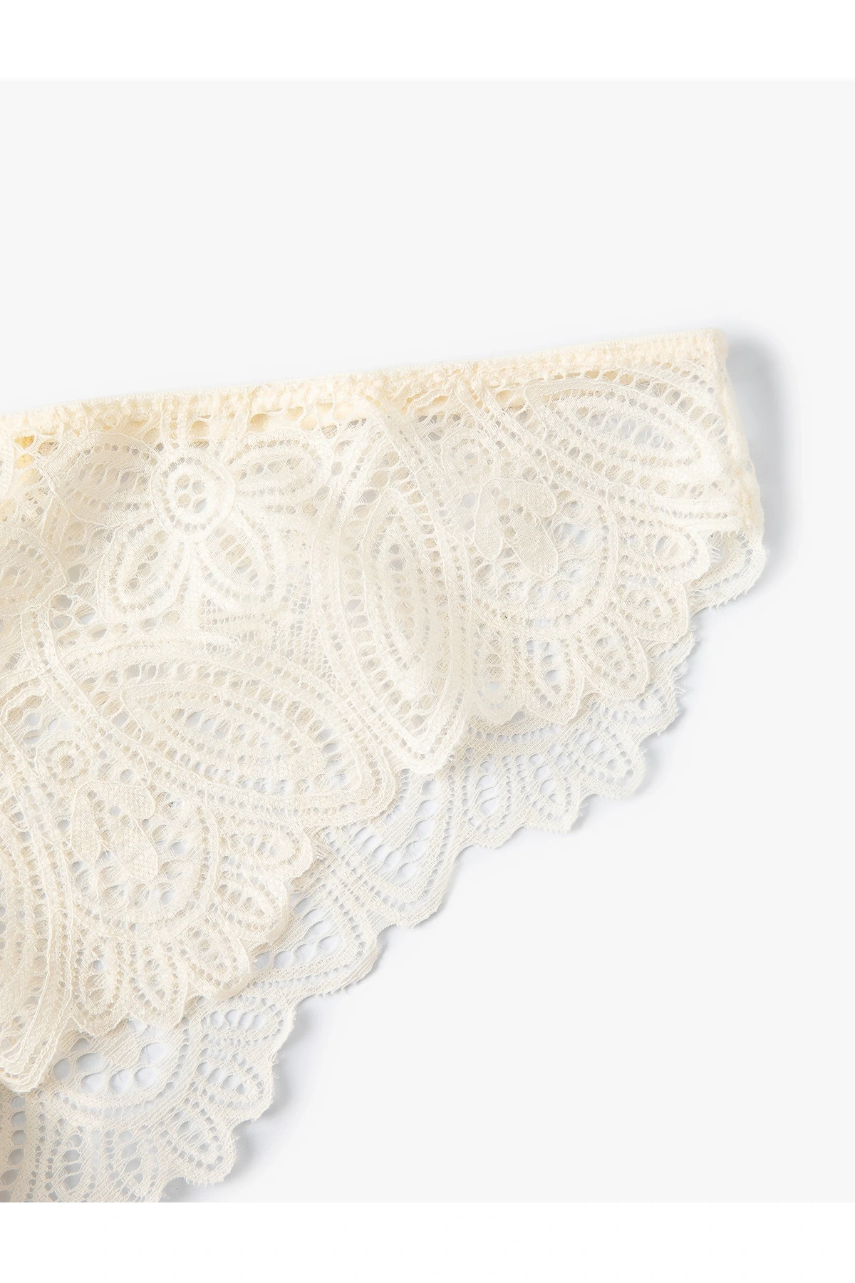 Brazilian Külot Dantelli Normal Bel