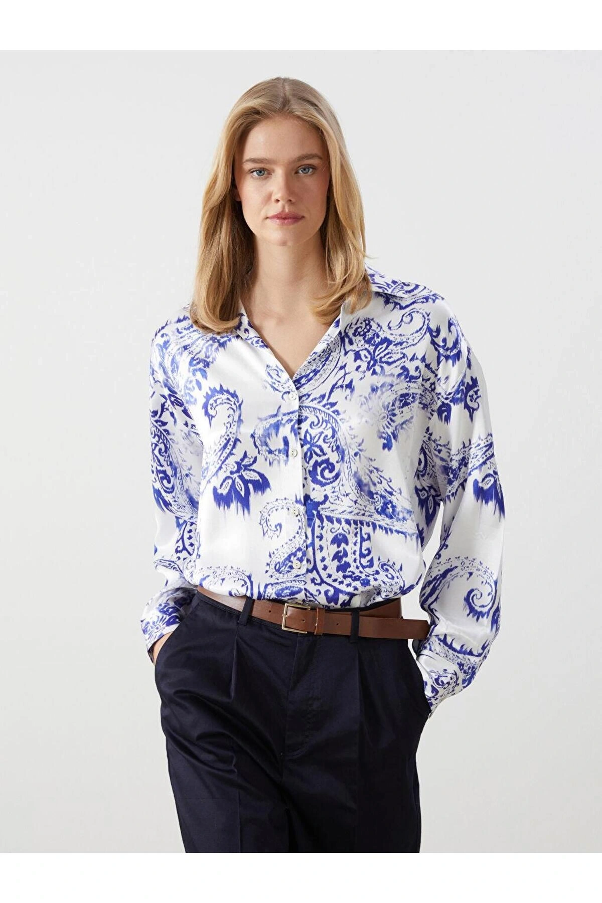 LCW Vision Lacivert Çiçekli Oversize Kadın Gömlek