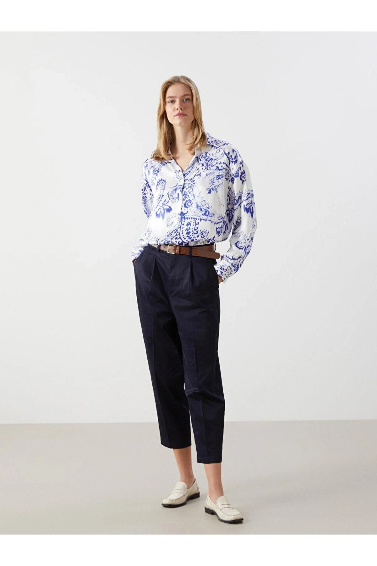 LCW Vision Lacivert Çiçekli Oversize Kadın Gömlek