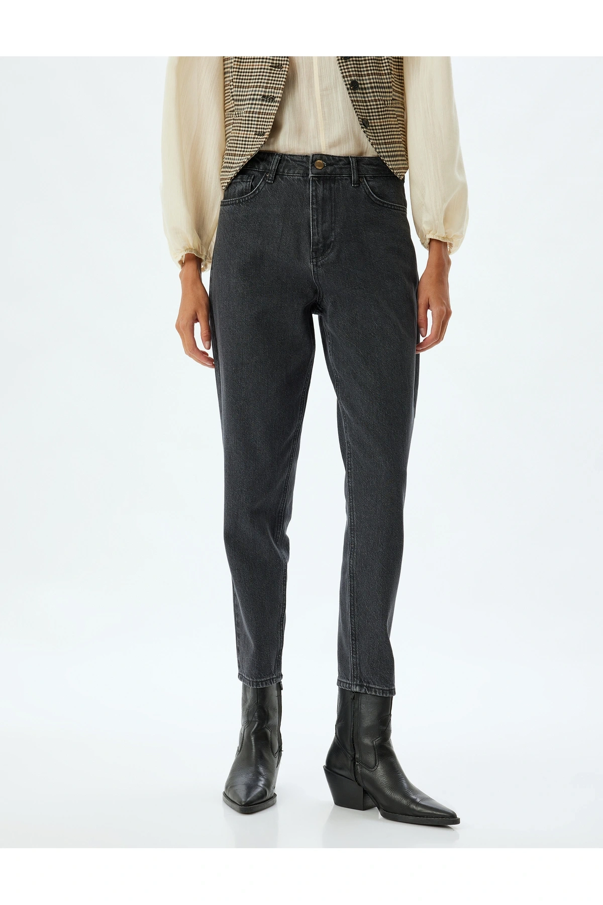 Düz Paça Kot Pantolon Normal Bel Düğmeli Cepli - Mom Jean