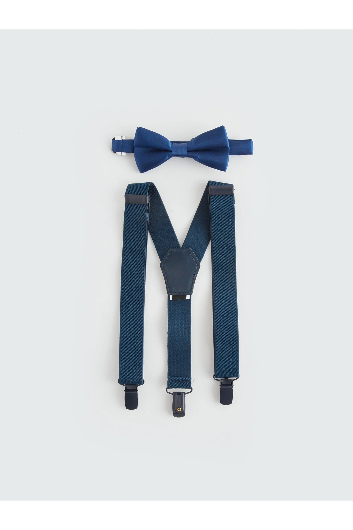 Erkek Çocuk Pantolon Askısı ve Papyon