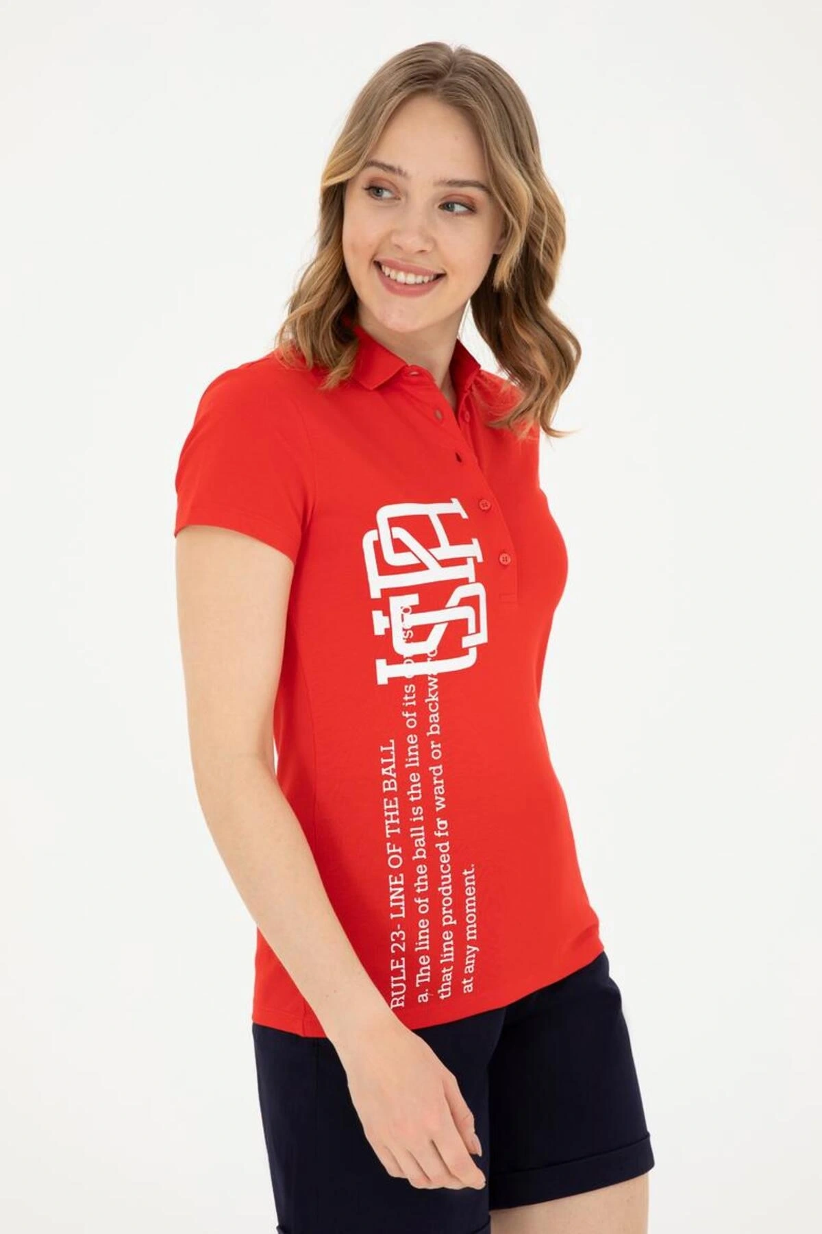 Kadın Kırmızı Yaka Tişört