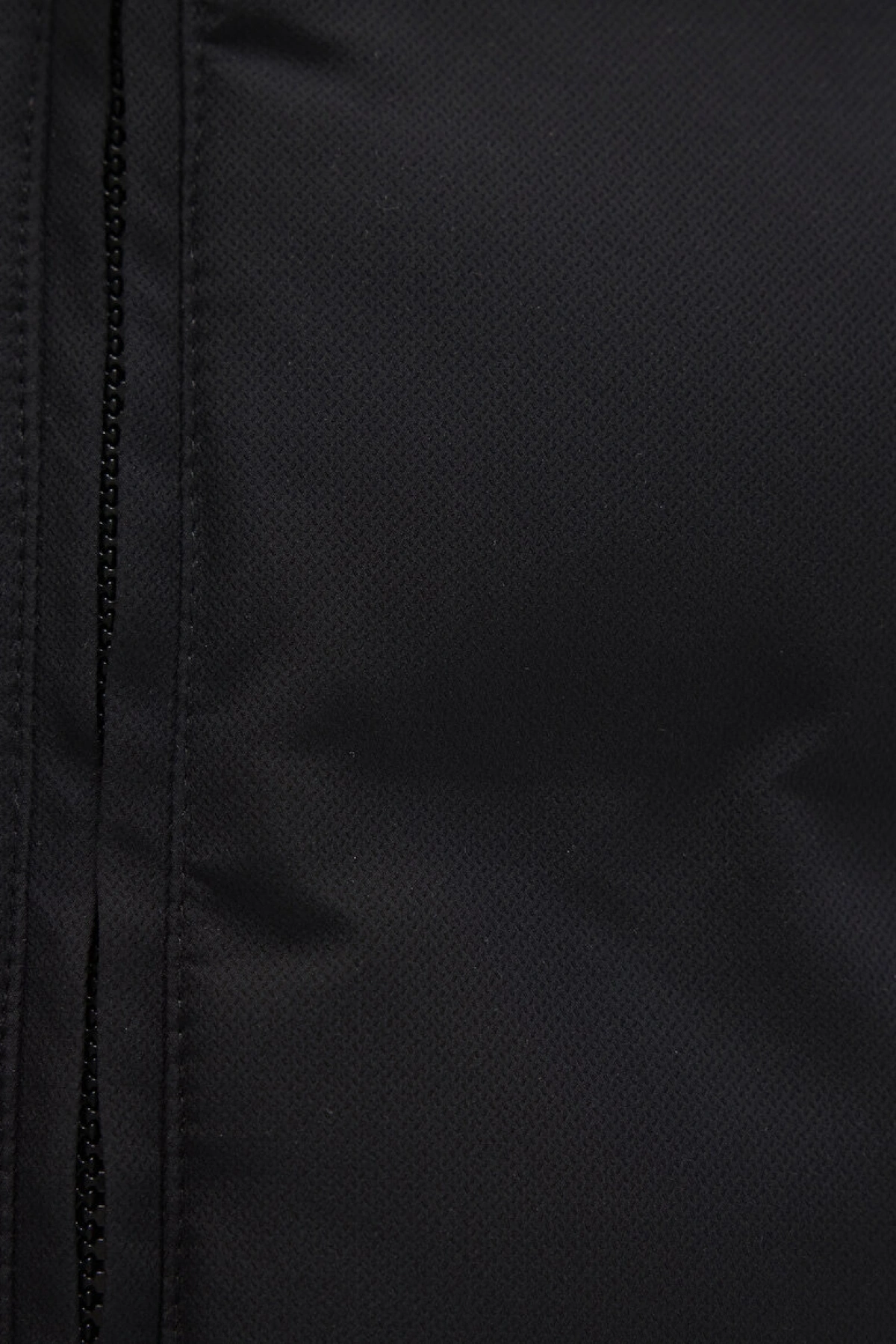 Kapüşonlu Siyah Şişme Yelek