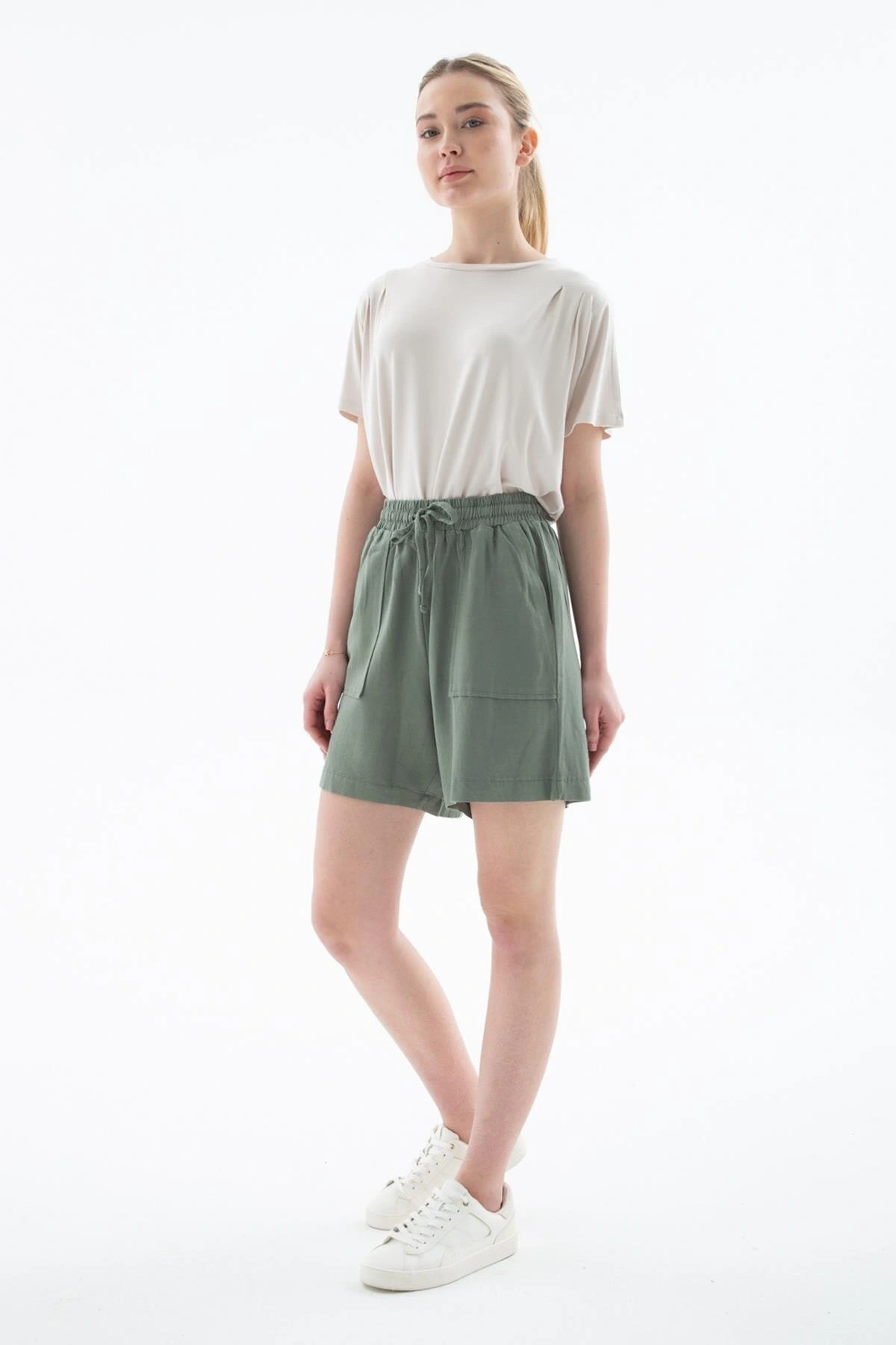 Keten Karışımlı Comfort Fit Lastikli Kısa Short SHORT 25Y0606K1