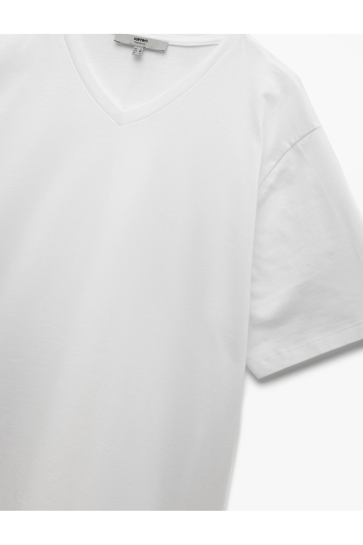 Kısa Kollu V Yaka Pamuklu Basic Erkek Slim Fit Tişört