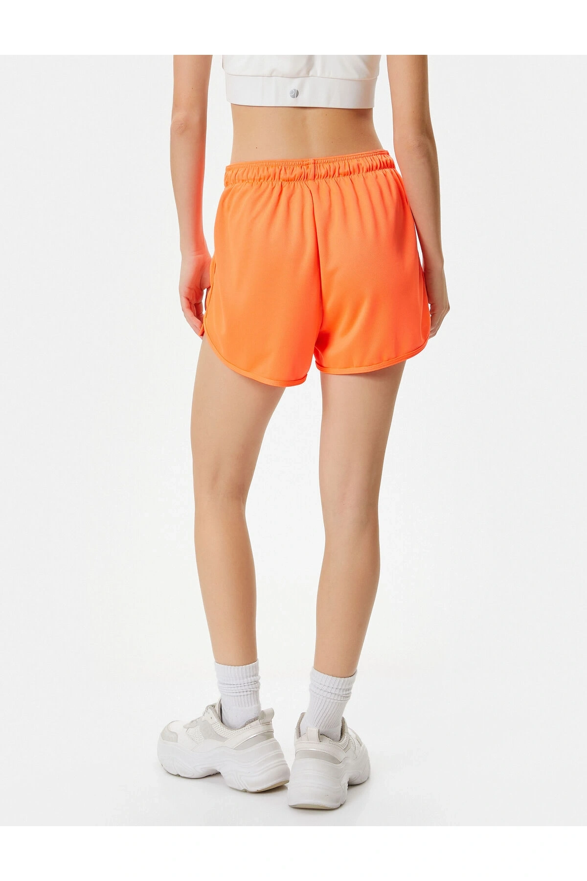Koşu Şortu Beli Bağlamalı Bol Kalıp