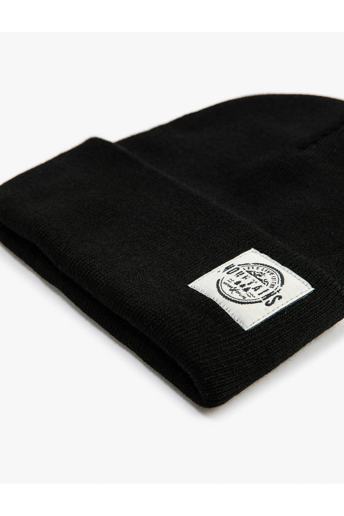 Koton Katlı Bere Baskılı Etiket Detaylı