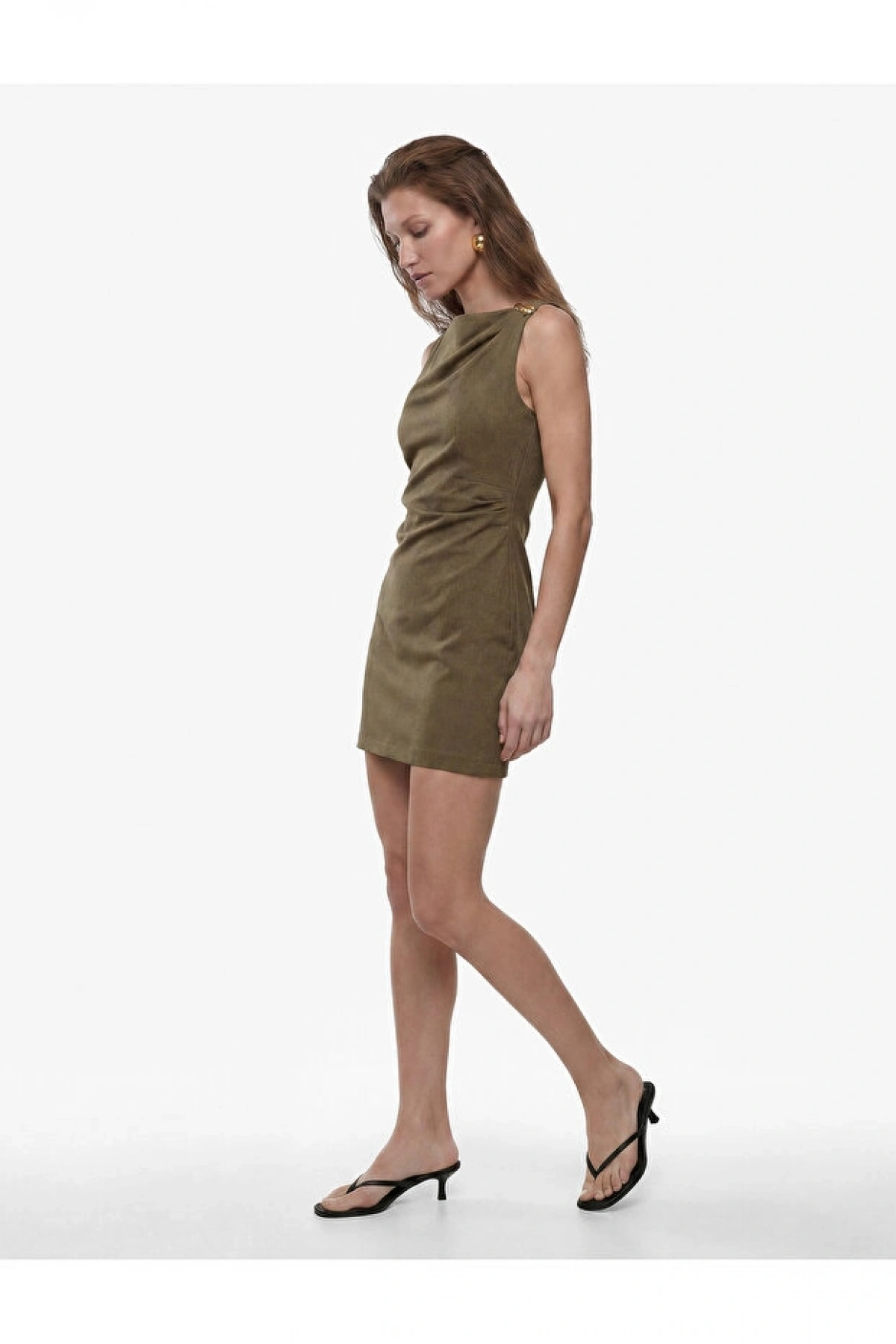 Koton Keten Karışımlı Slim Fit Drapeli Yuvarlak Yaka Metal Aksesuarlı Kolsuz Mini Elbise