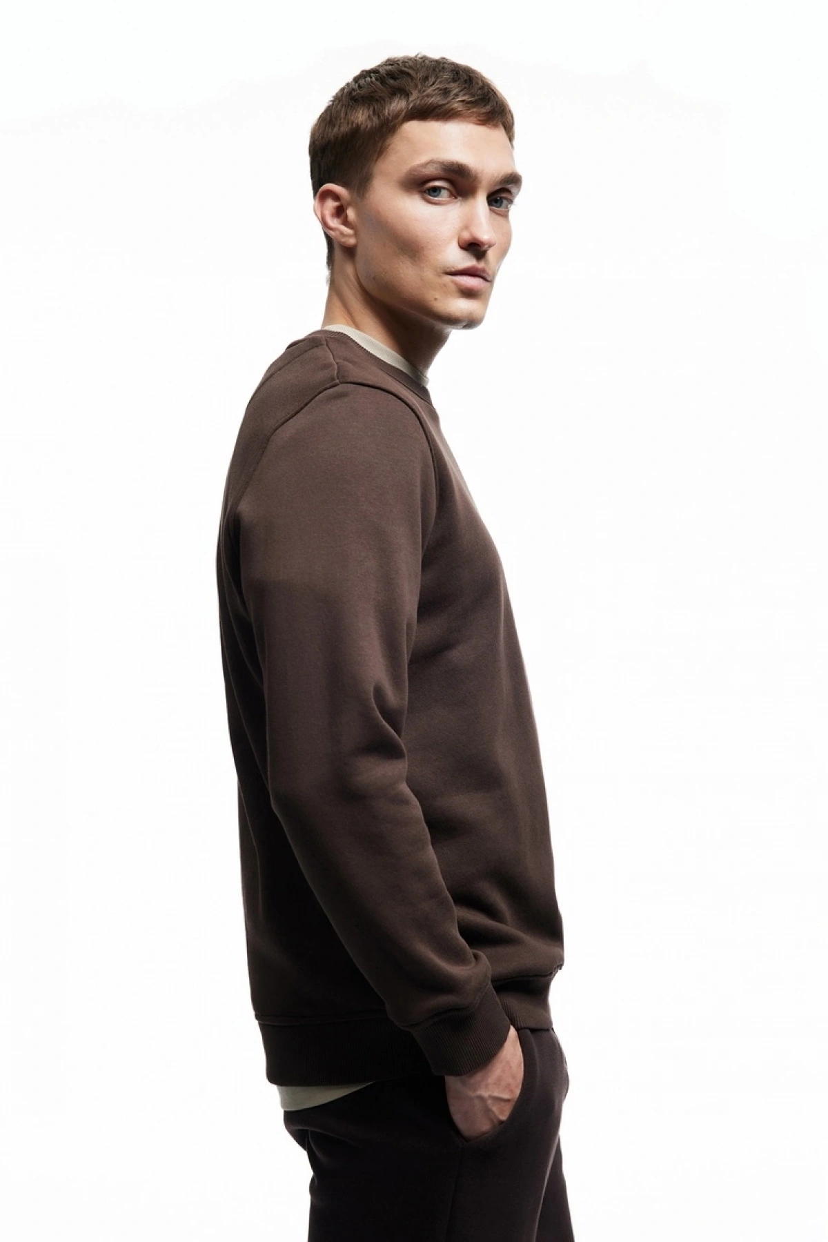 KOTON Pamuklu Uzun Kollu Şardonlu Bisiklet Yaka Erkek Basic Sweatshirt