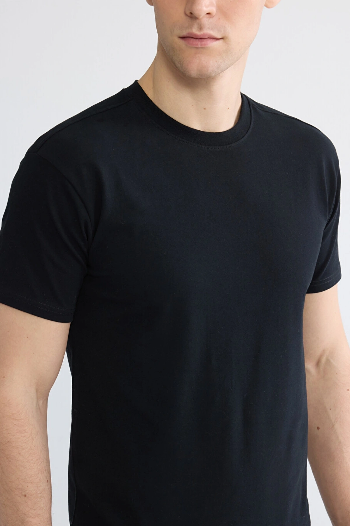 LC WAIKIKI Siyah Regular Fit Basic Tişört
