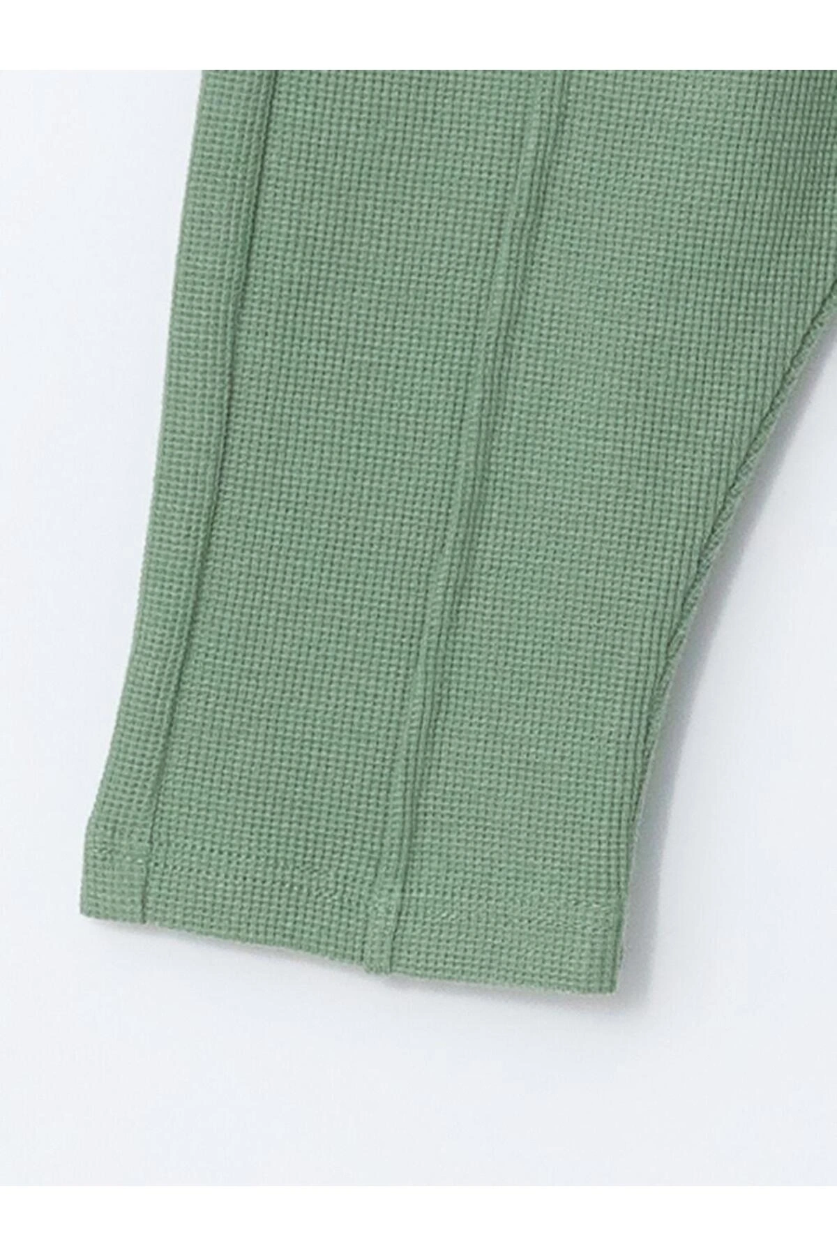LCW baby  Düğmeli Erkek Bebek Sweatshirt ve Pantolon 2li