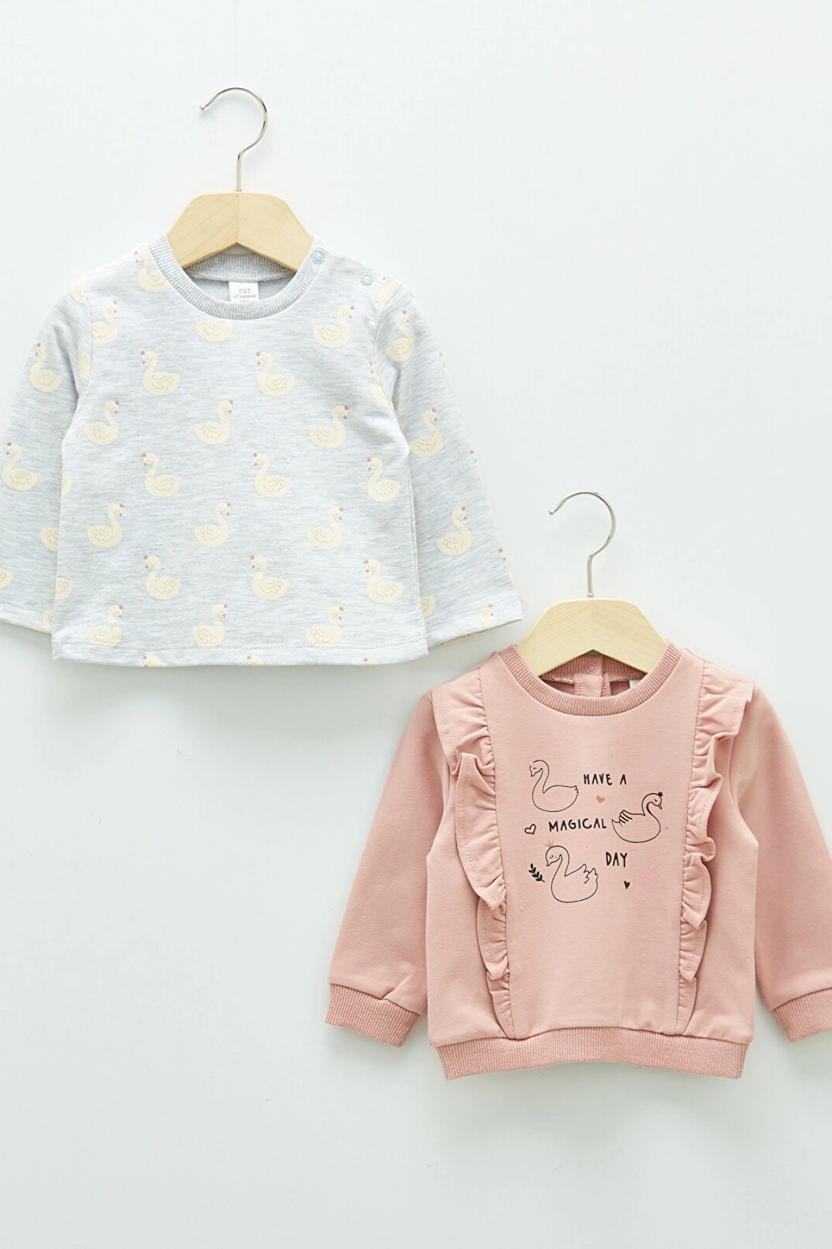 LCW baby Pembe Bisiklet Yaka Uzun Kollu Baskılı Kız Bebek Sweatshirt 2li