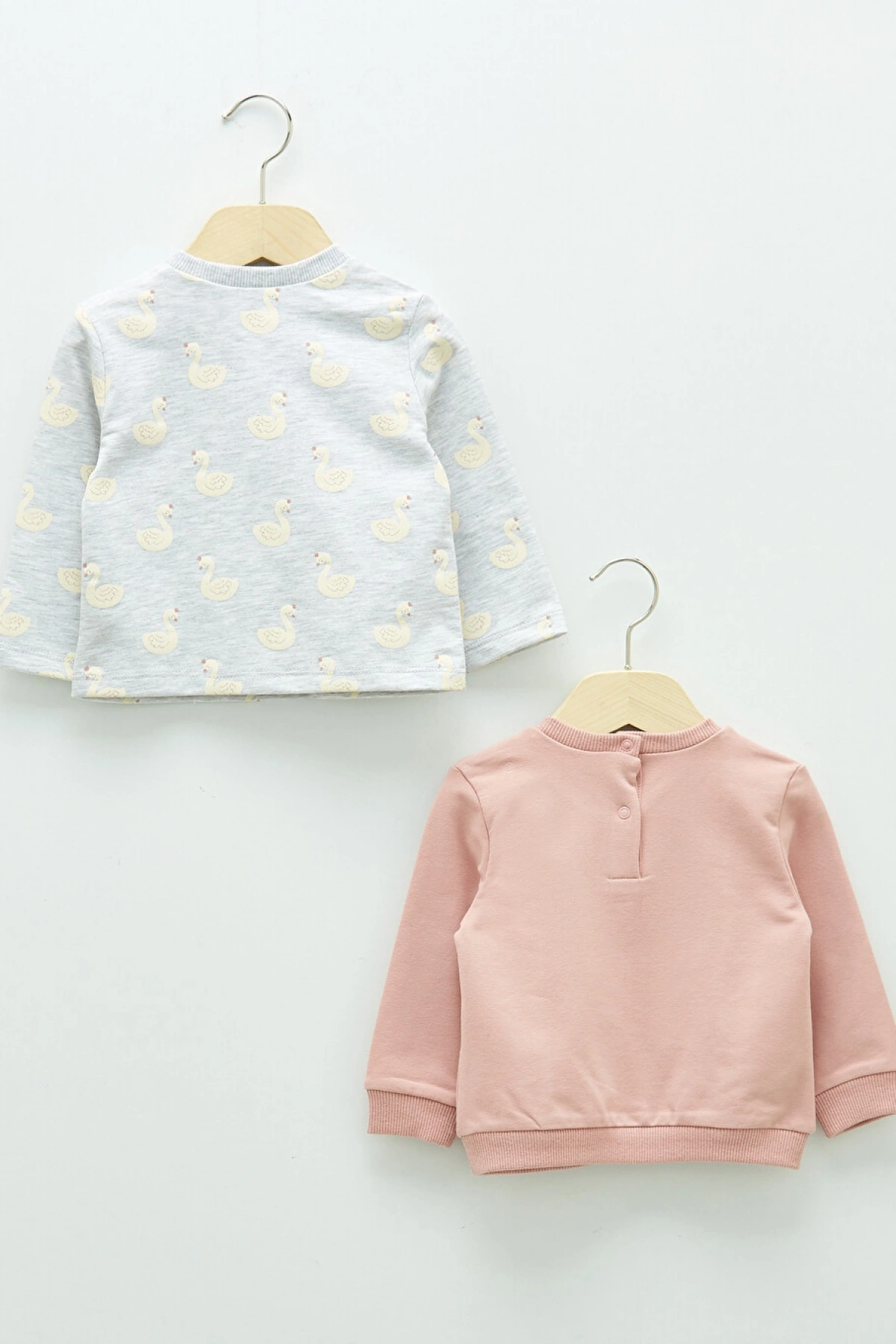 LCW baby Pembe Bisiklet Yaka Uzun Kollu Baskılı Kız Bebek Sweatshirt 2li