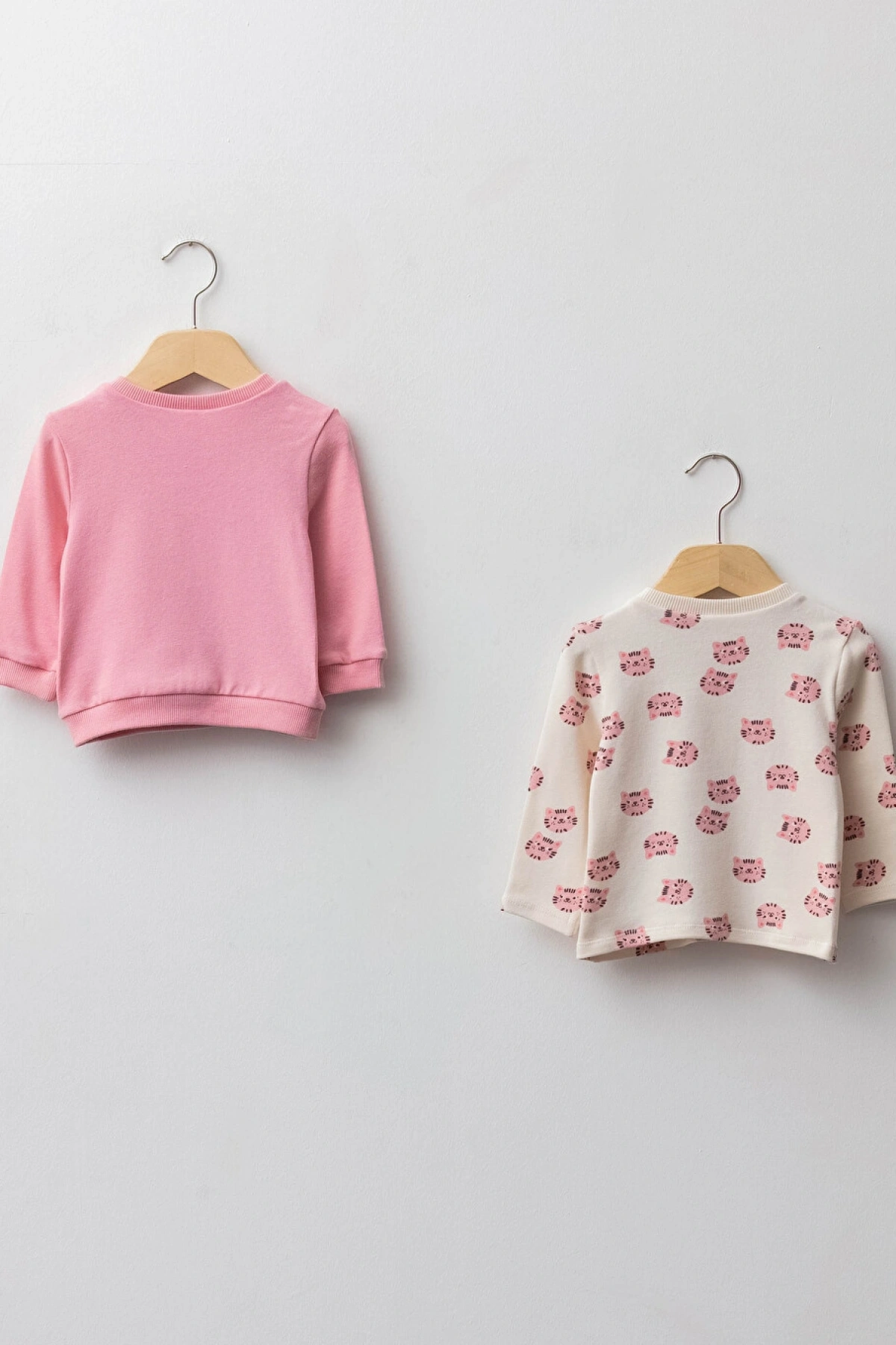 LCW baby Pembe Bisiklet Yaka Uzun Kollu Kız Bebek Sweatshirt 2li
