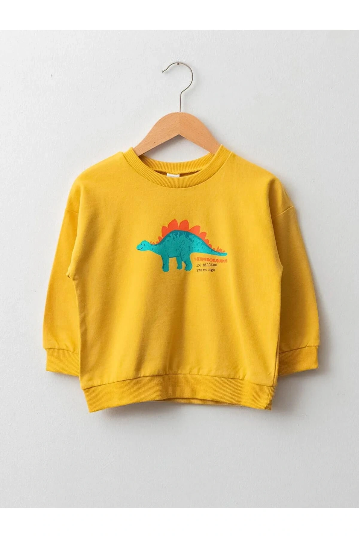 LCW baby Sarı Bisiklet Yaka Uzun Kollu Baskılı Pamuklu Erkek Bebek Sweatshirt