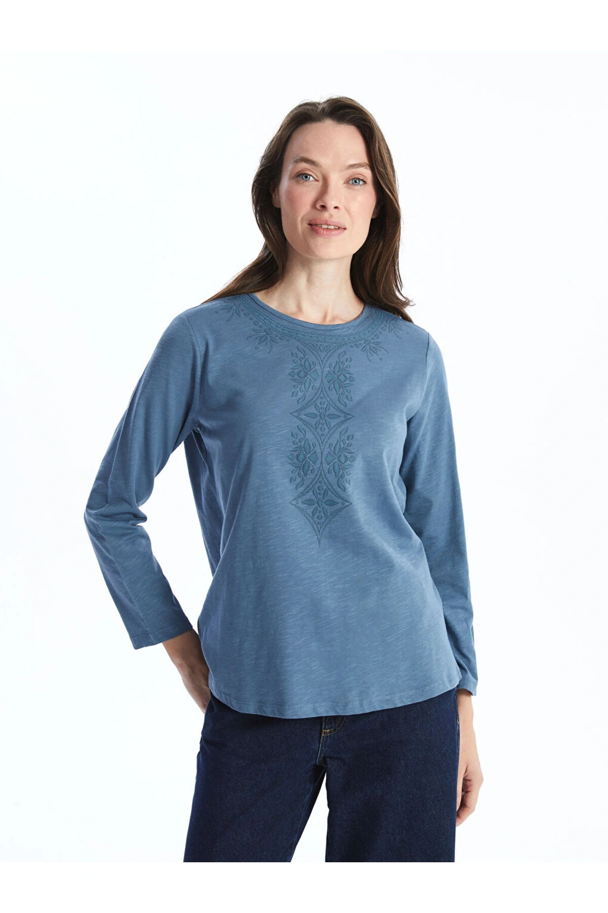 LCW Bisiklet Yaka Nakışlı Kadın Bluz