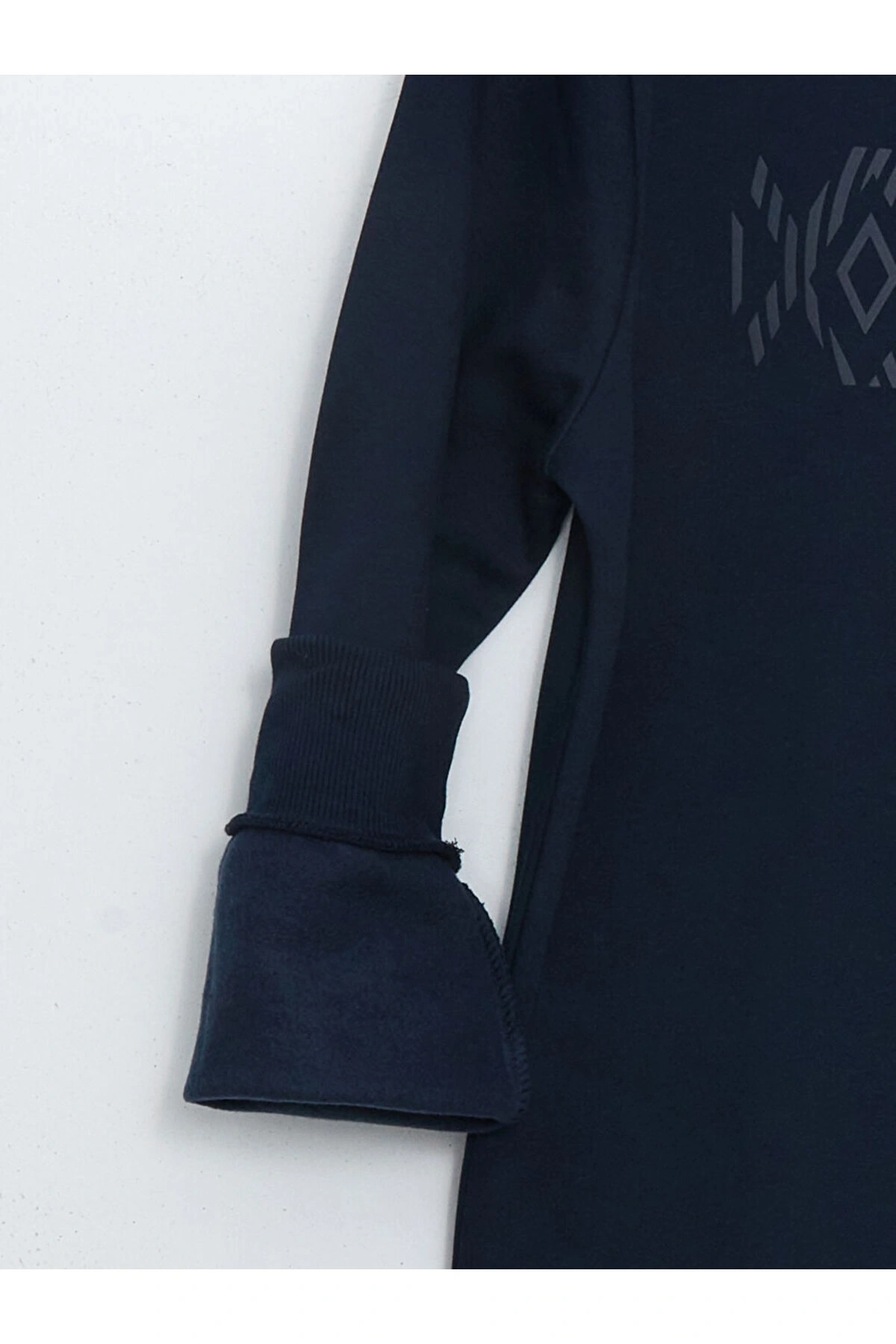 LCW Bisiklet Yaka Uzun Kollu Baskılı Erkek Kalın Sweatshirt