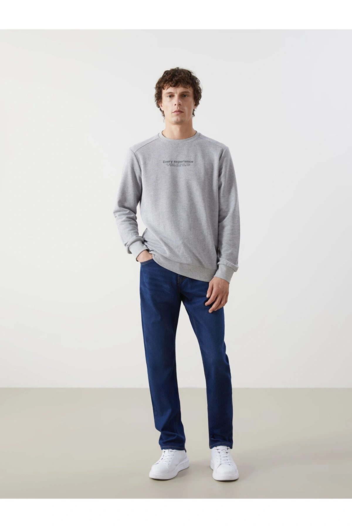 LCW Bisiklet Yaka Uzun Kollu Baskılı Erkek Sweatshirt