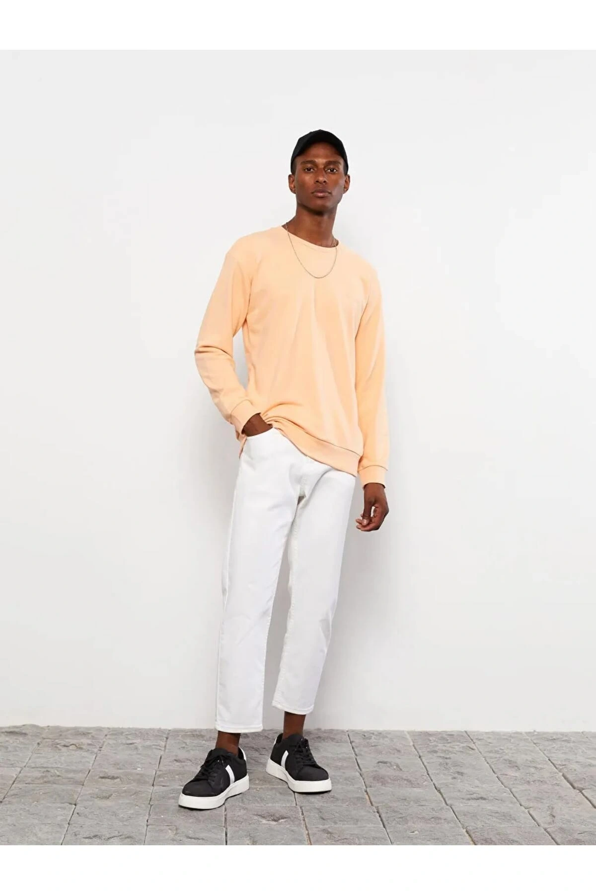LCW Casual Mercan Bisiklet Yaka Uzun Kollu Baskılı Erkek Sweatshirt