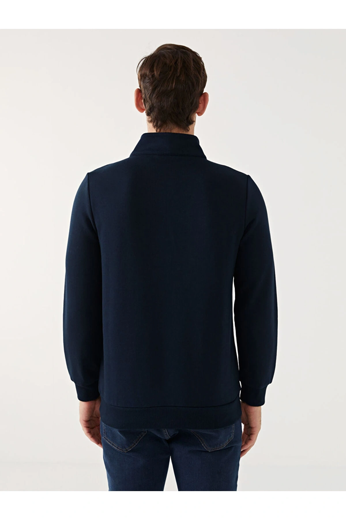 LCW Dik Yaka Uzun Kollu Baskılı Erkek Sweatshirt