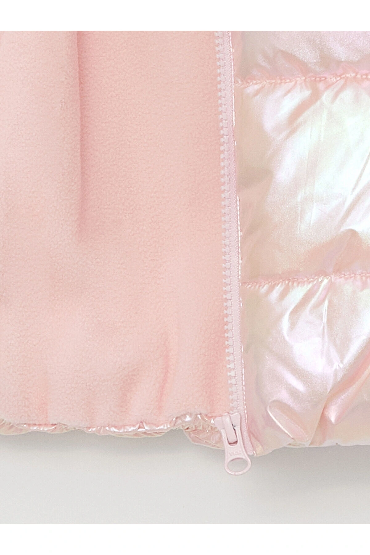 Lcw Kapüşonlu Kız Bebek Şişme Mont