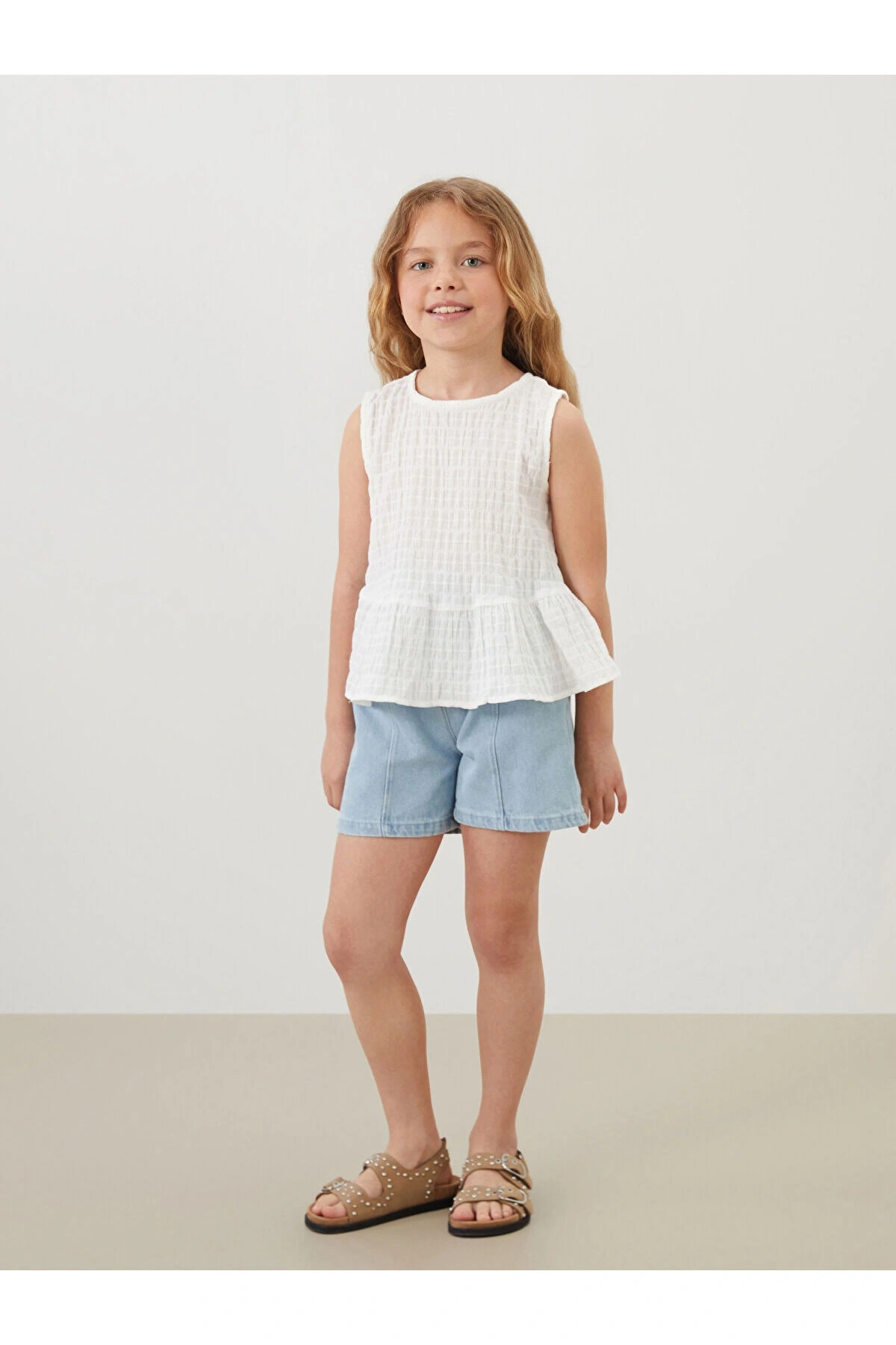 LCW Kids Arkası Düğmeli Kız Çocuk Bluz (S5)