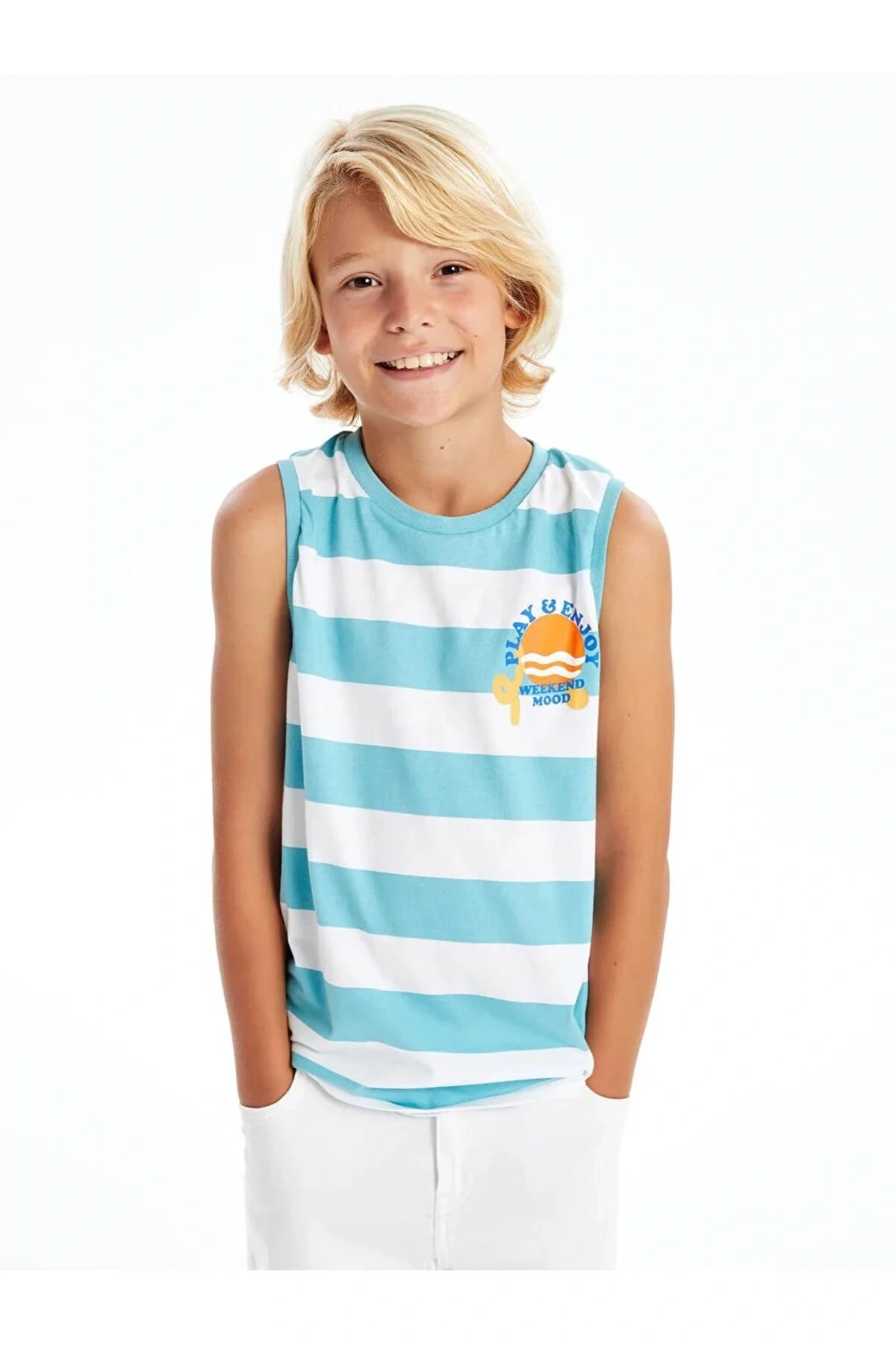LCW Kids Beyaz Bisiklet Yaka Çizgili Erkek Çocuk Atlet