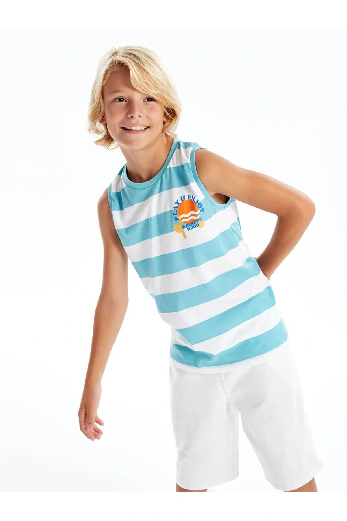 LCW Kids Beyaz Bisiklet Yaka Çizgili Erkek Çocuk Atlet