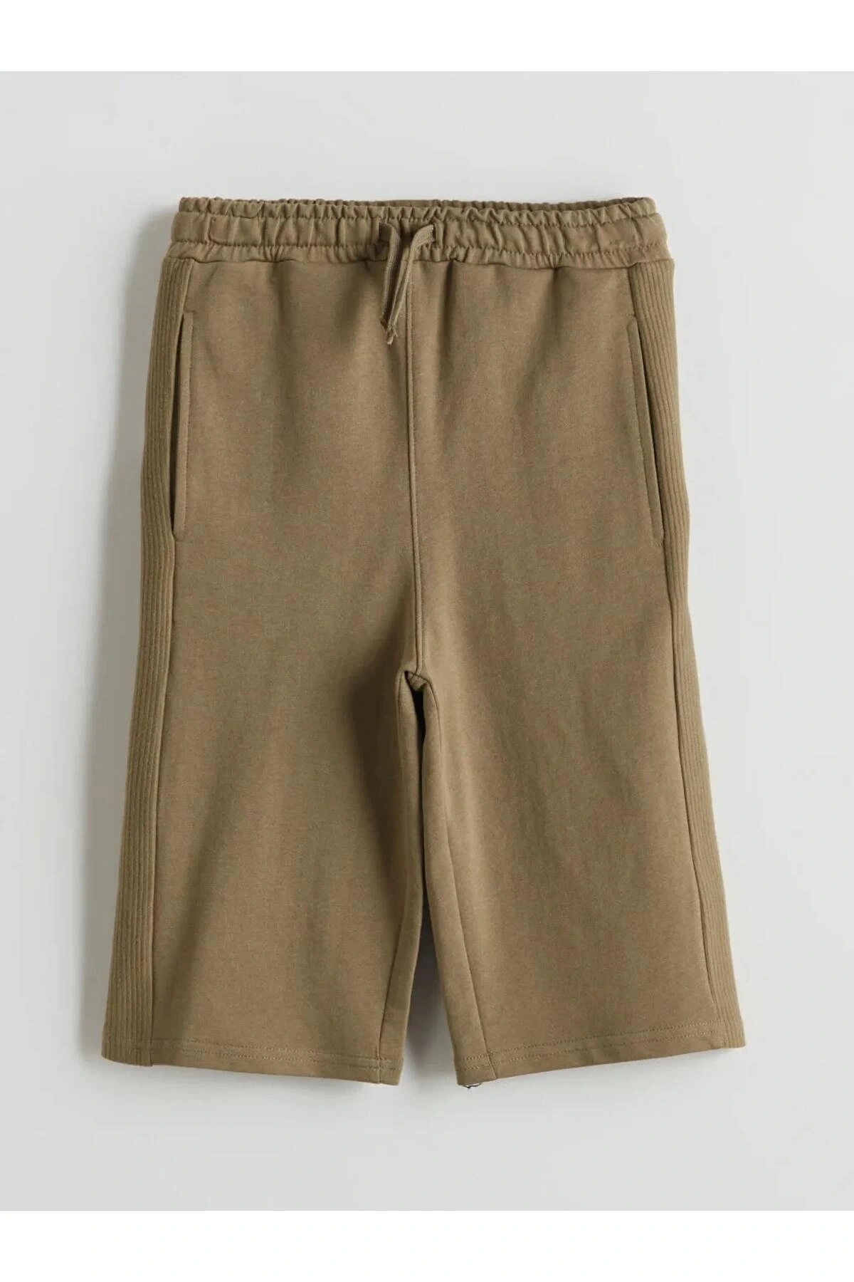 LCW Kids Haki Beli Lastikli Erkek Çocuk Şort