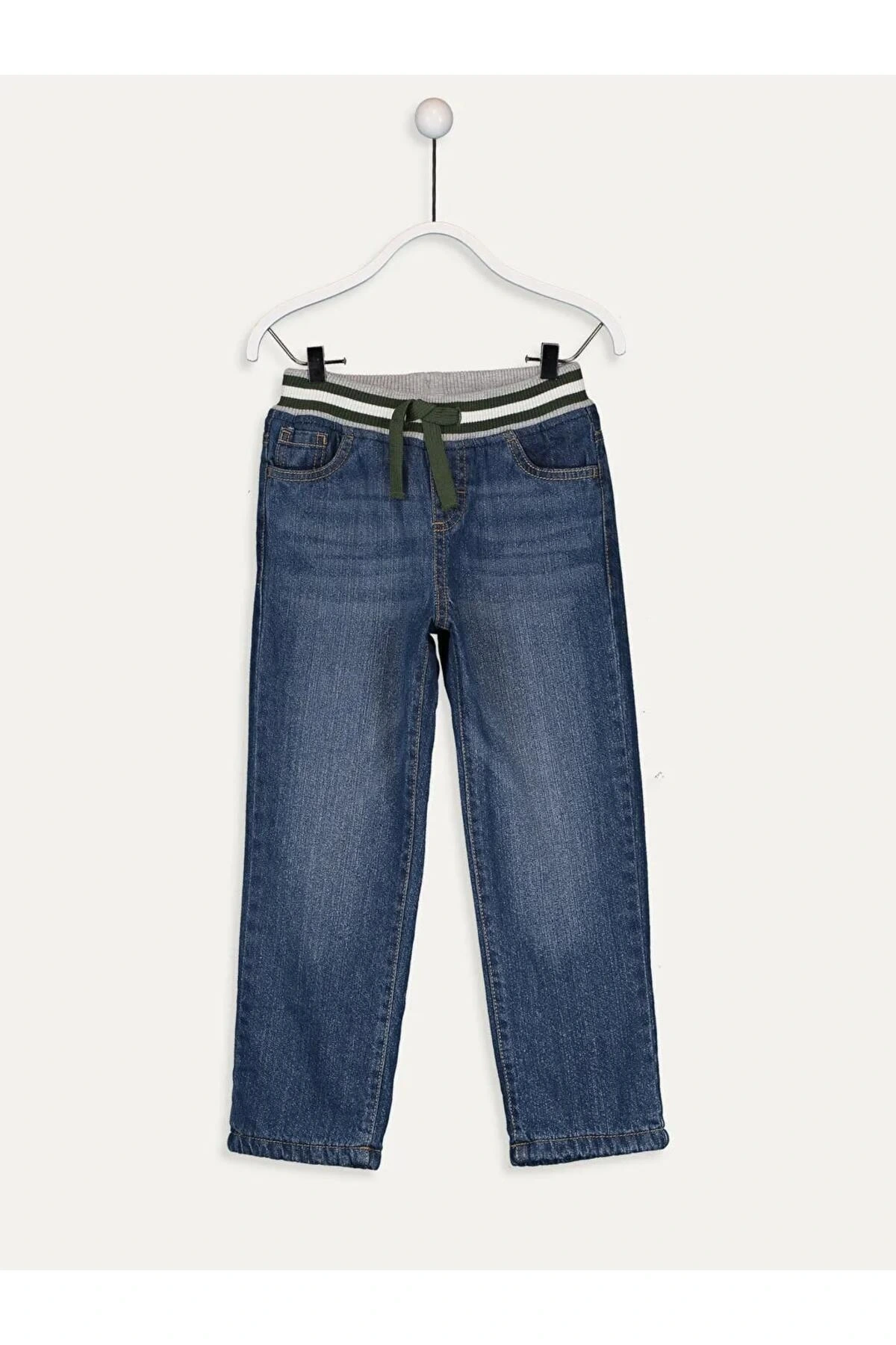 LCW Kids İndigo Rahat Kalıp Erkek Çocuk Jean Pantolon