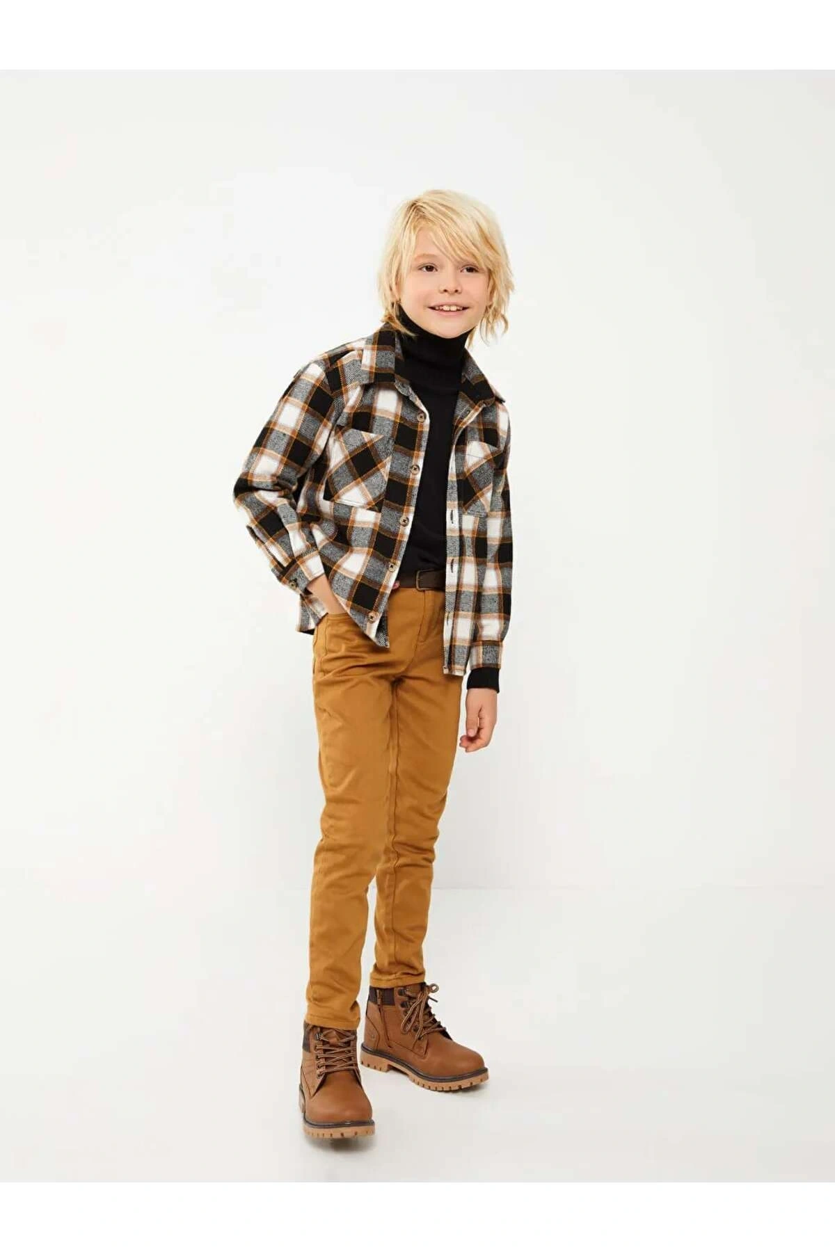 LCW Kids Kahverengi Super Skinny Fit Basic Gabardin Erkek Çocuk Pantolon