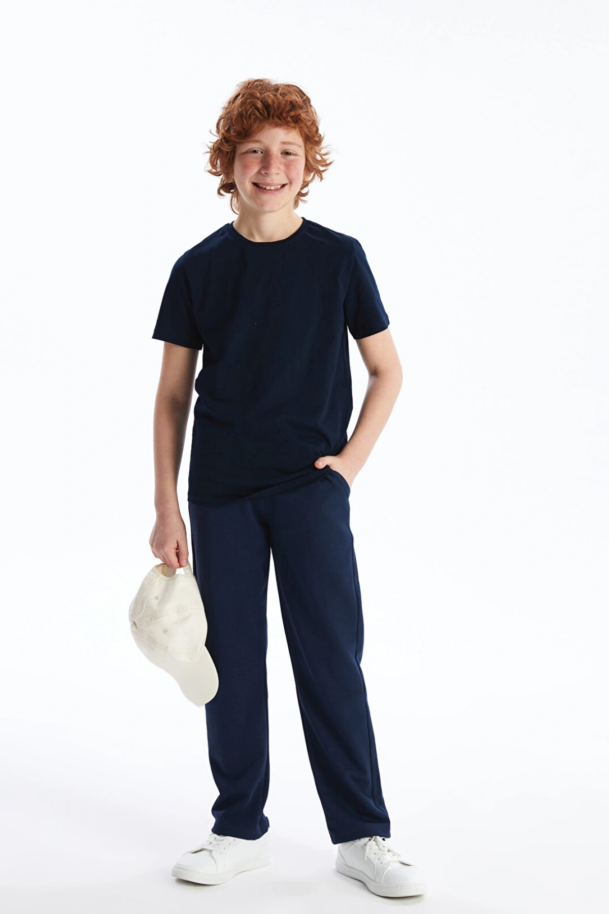 LCW Kids Lacivert Beli Lastikli Basic Erkek Çocuk Eşofman Altı