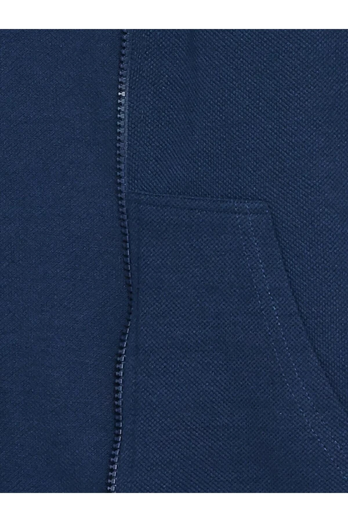 LCW Kids Lacivert Kapüşonlu Nakışlı Uzun Kollu Erkek Çocuk Fermuarlı Sweatshirt