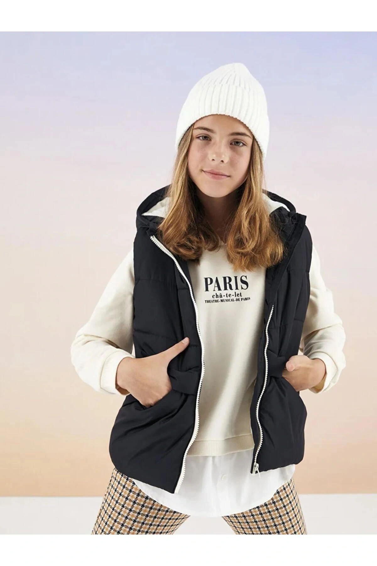 LCW Kids Siyah Kapüşonlu Basic Kız Çocuk Şişme Yelek