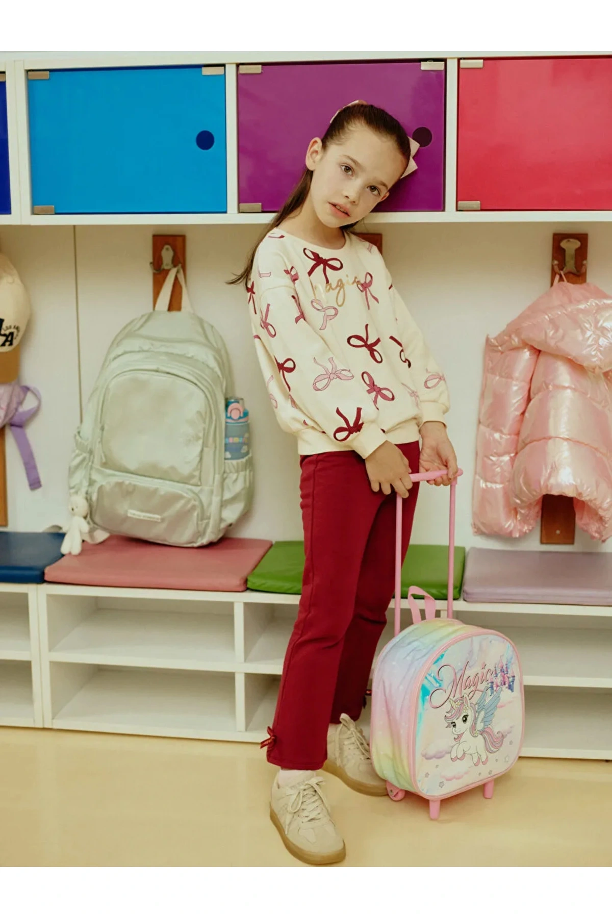 LCW KidsEkru Fiyonk Baskılı Kız Çocuk Sweatshirt Ve Tayt 2li