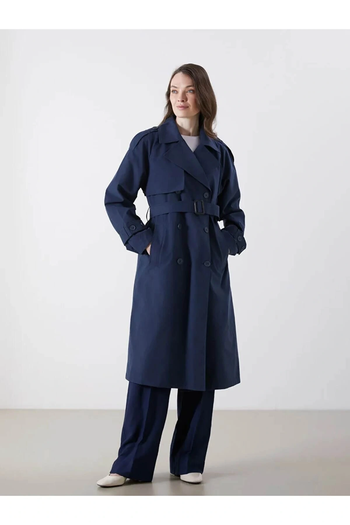 LCW Modest Lacivert Kruvaze Yaka Oversize Kadın Trençkot