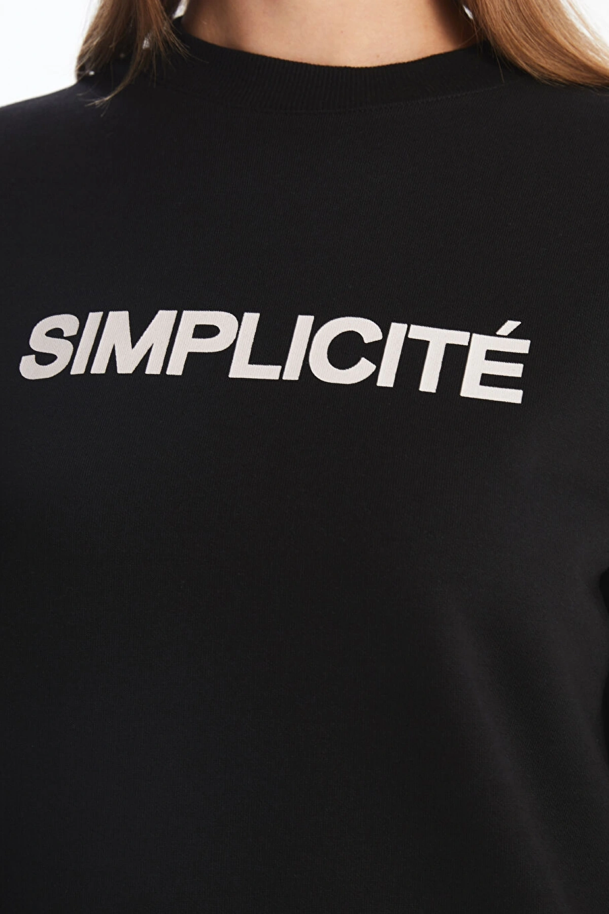 LCW Modest Siyah Bisiklet Yaka Baskılı Kadın Kalın Sweatshirt Tunik