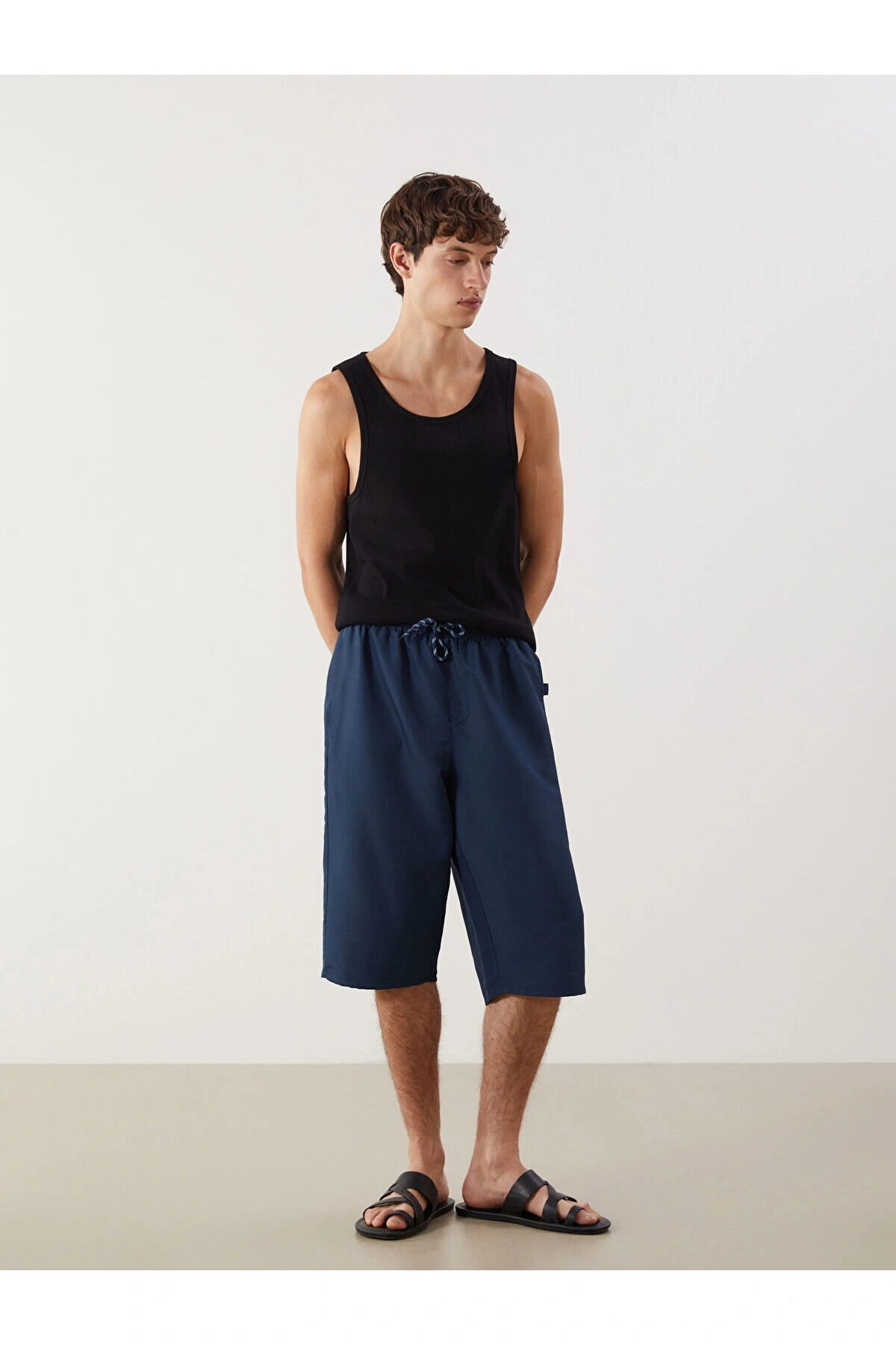 LCW SWIMWEAR Diz Altı Boy Erkek Deniz Şortu