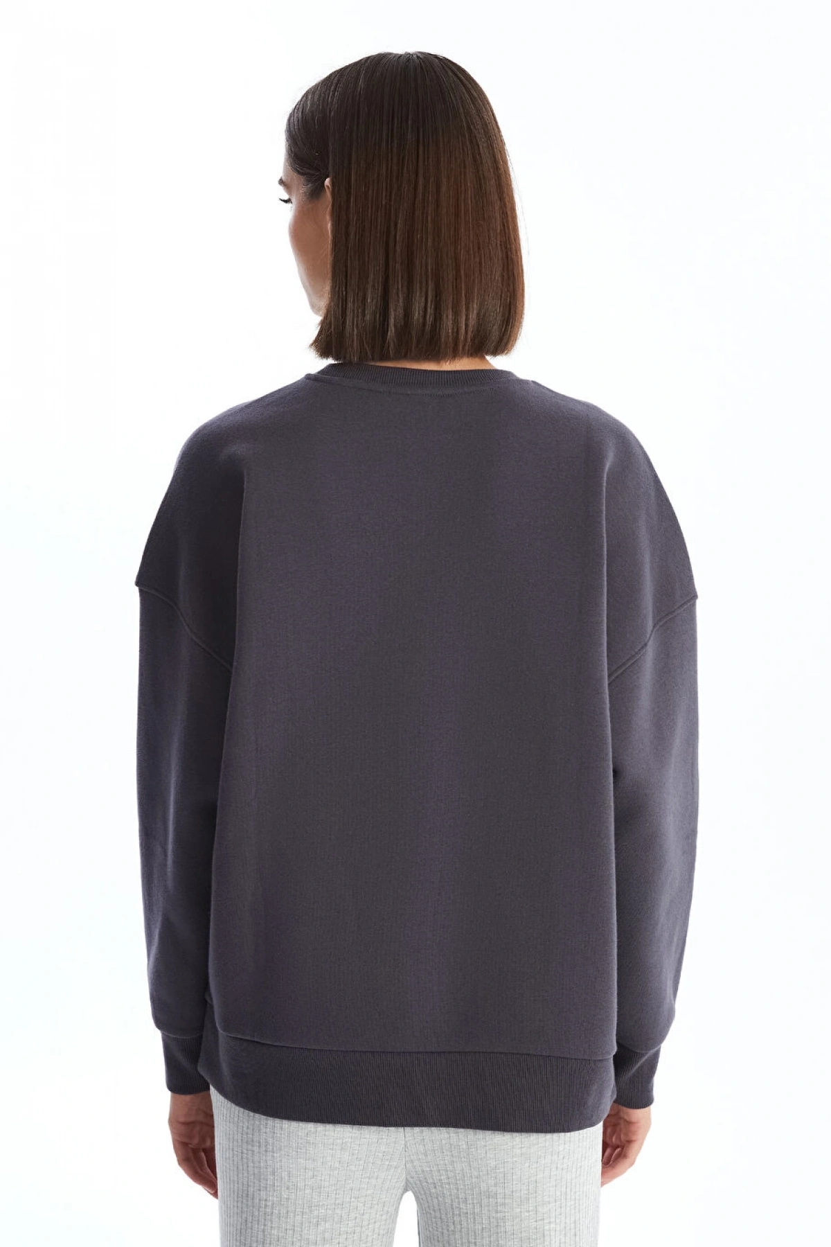 LCW Vision Antrasit Bisiklet Yaka Baskılı Oversize Kadın Kalın Sweatshirt