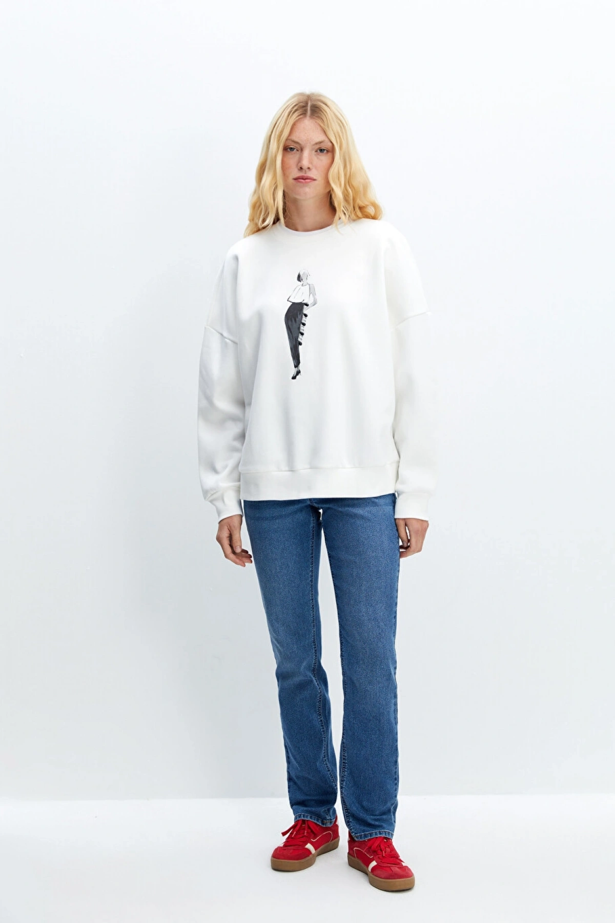 LCW Vision Beyaz Bisiklet Yaka Baskılı Oversize Kadın Kalın Sweatshirt