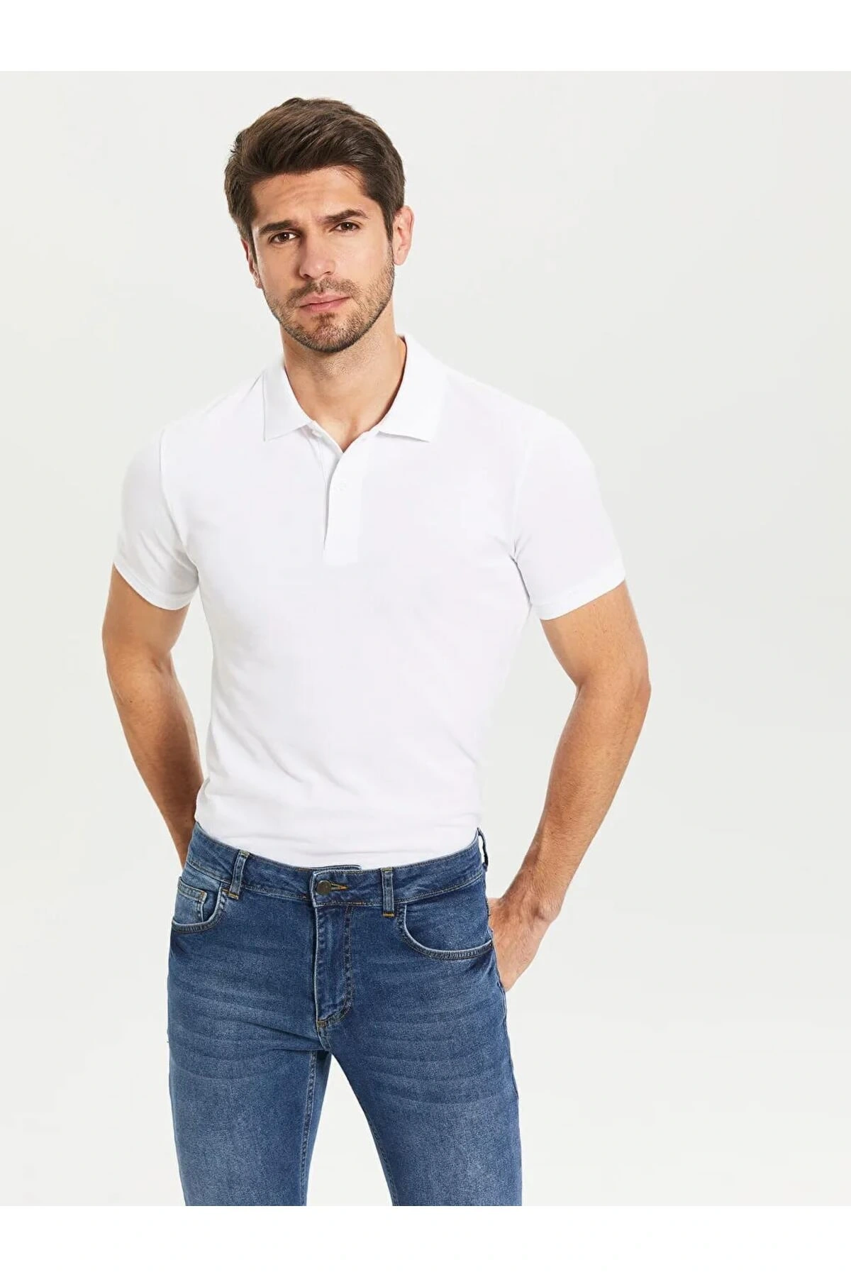 LCWAIKIKI Basic Beyaz Polo Yaka Kısa Kollu Basic Pike Tişört