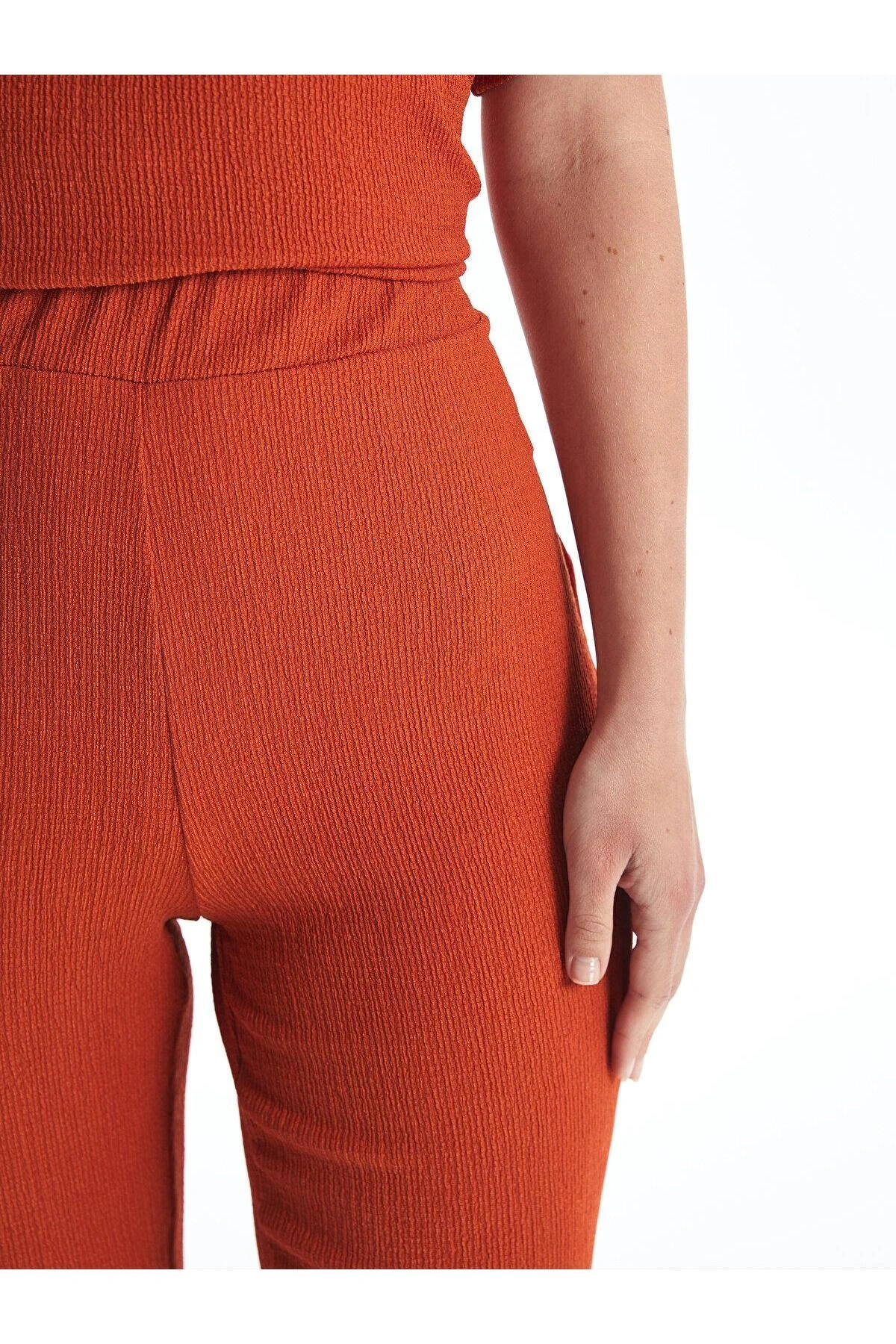LCWAIKIKI Basic Kadın Beli Lastikli Düz Pantolon