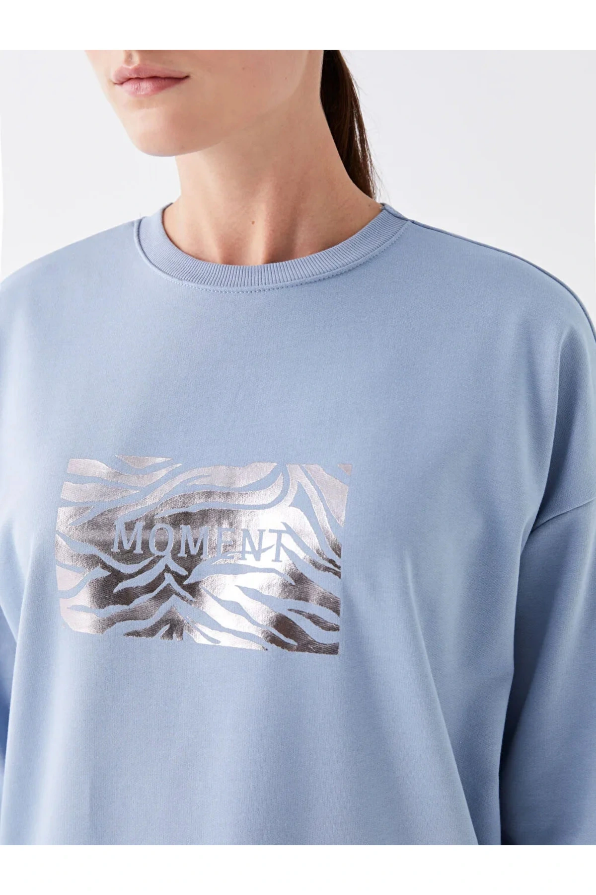 LCWAIKIKI Basic Mat Mavi Bisiklet Yaka Baskılı Uzun Kollu Oversize Kadın Sweatshirt Tunik