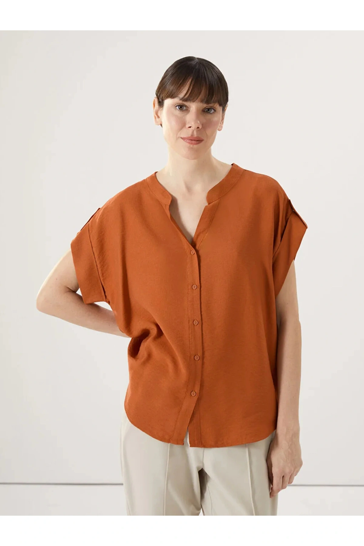 LCWAIKIKI Classic Kaçık Yaka Oversize Kadın Bluz