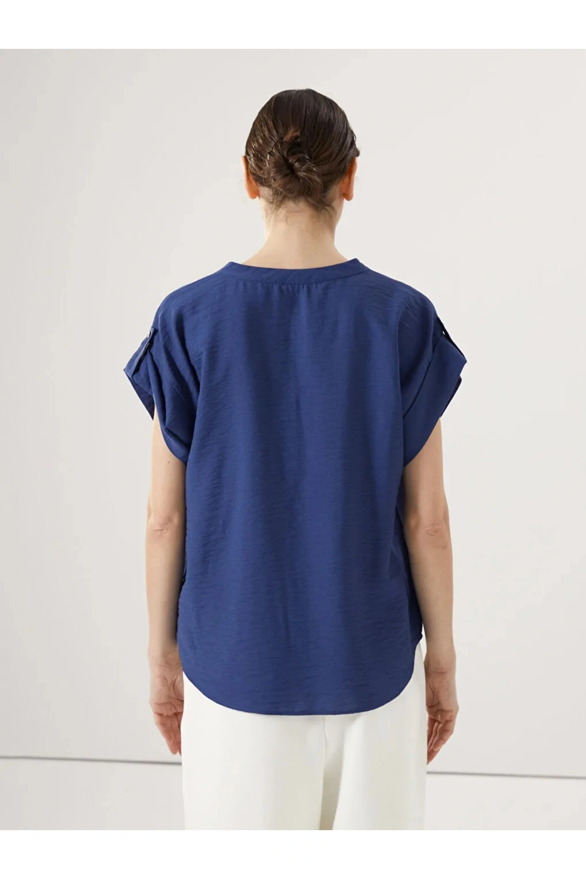 LCWAIKIKI Classic Kaçık Yaka Oversize Kadın Bluz