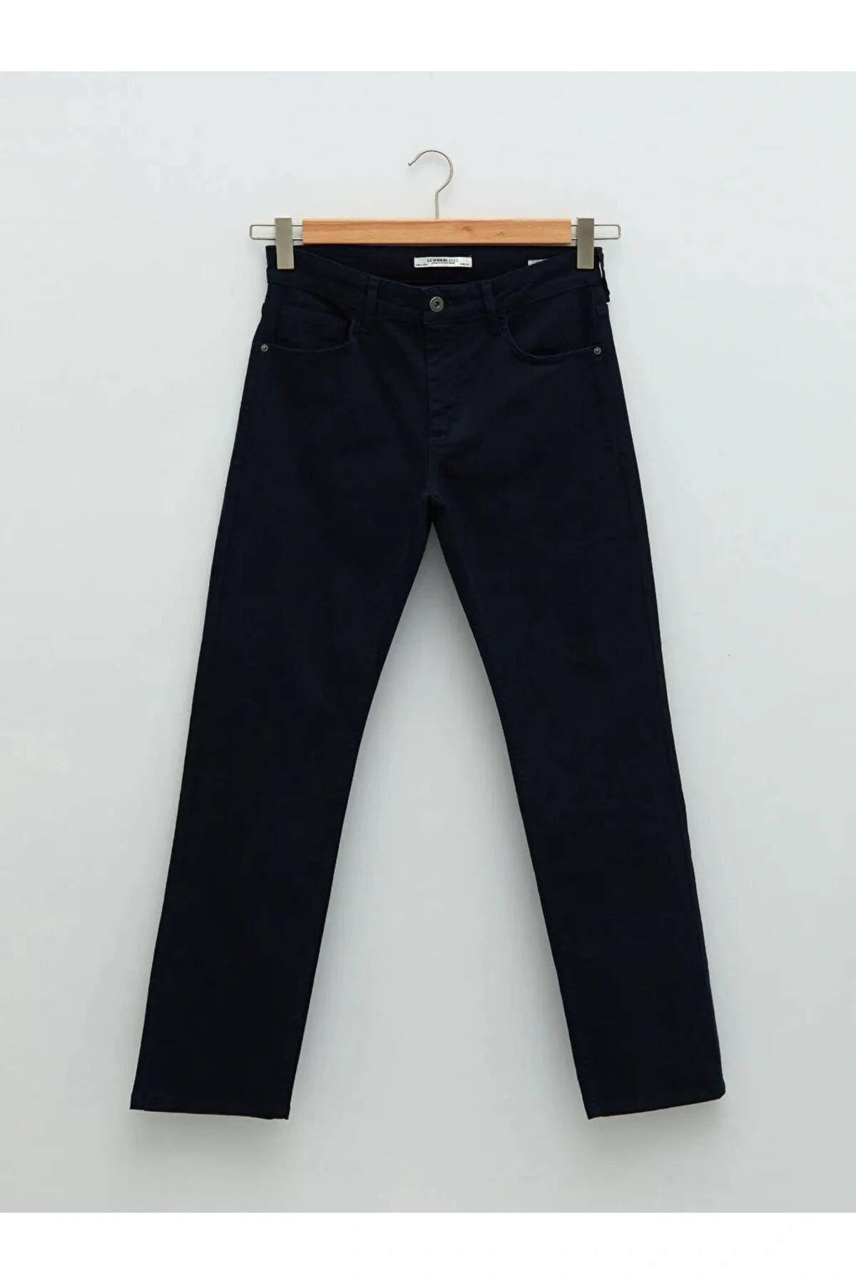 LCWAIKIKI Classic Lacivert Standart Kalıp Gabardin Erkek Chino Pantolon