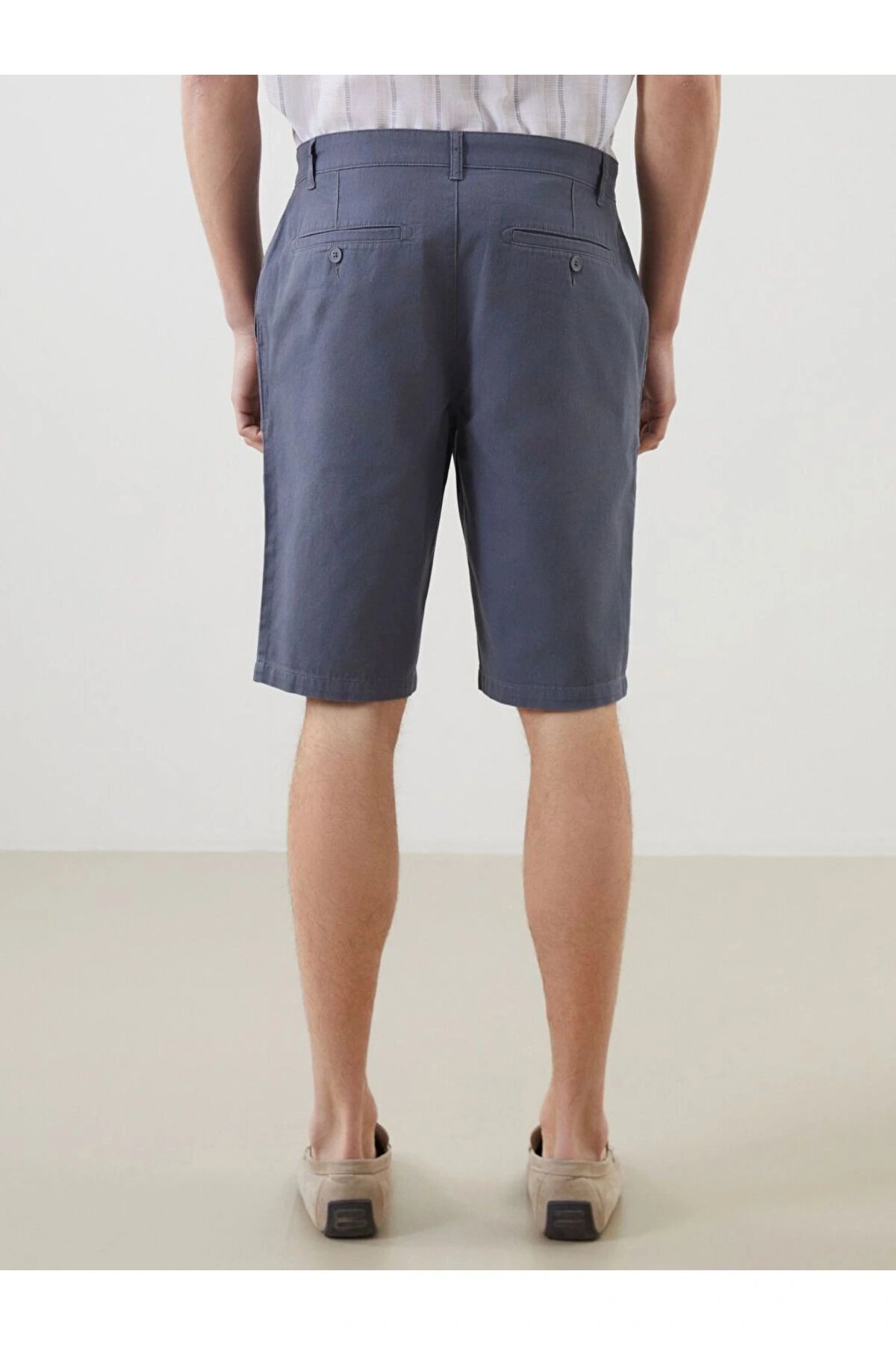 LCWAIKIKI Classic Standart Kalıp Gabardin Erkek Şort
